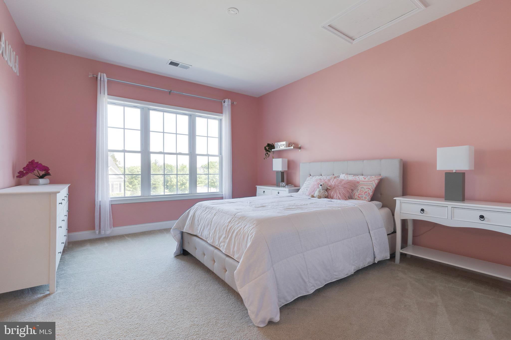 LENAH MILL - Residential