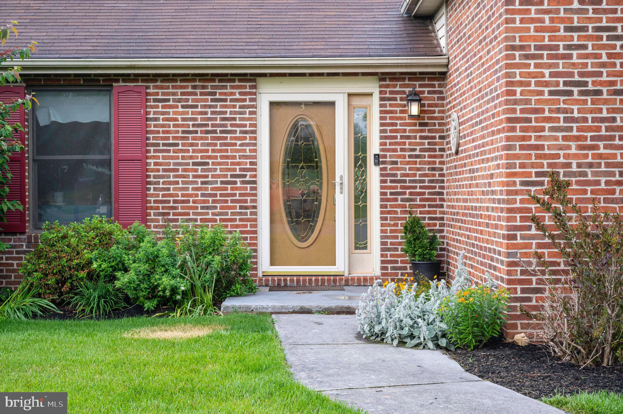 VAUGHT ESTATES - Residential