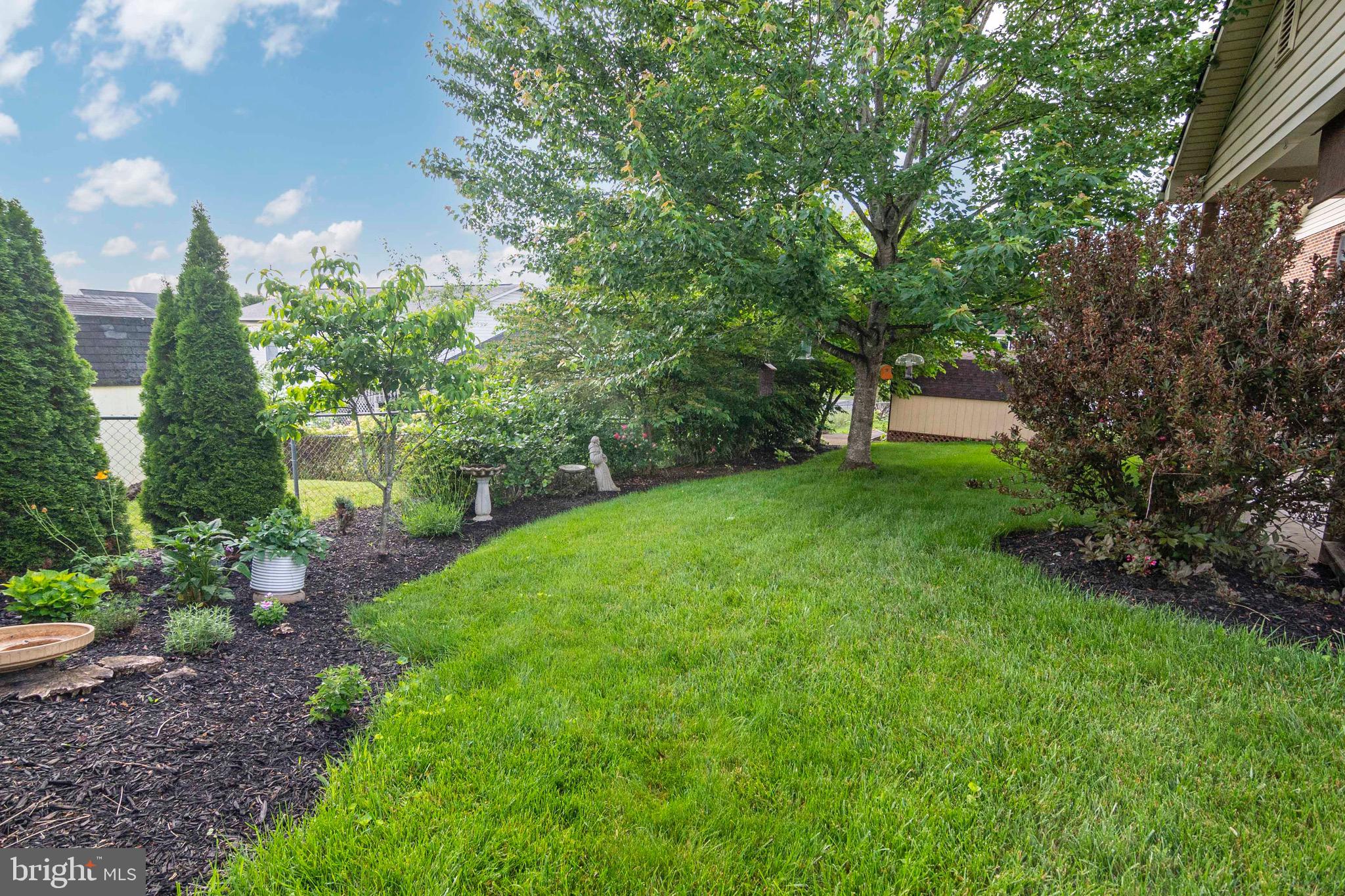 VAUGHT ESTATES - Residential