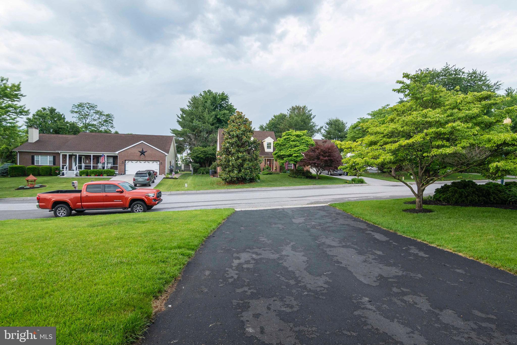 VAUGHT ESTATES - Residential