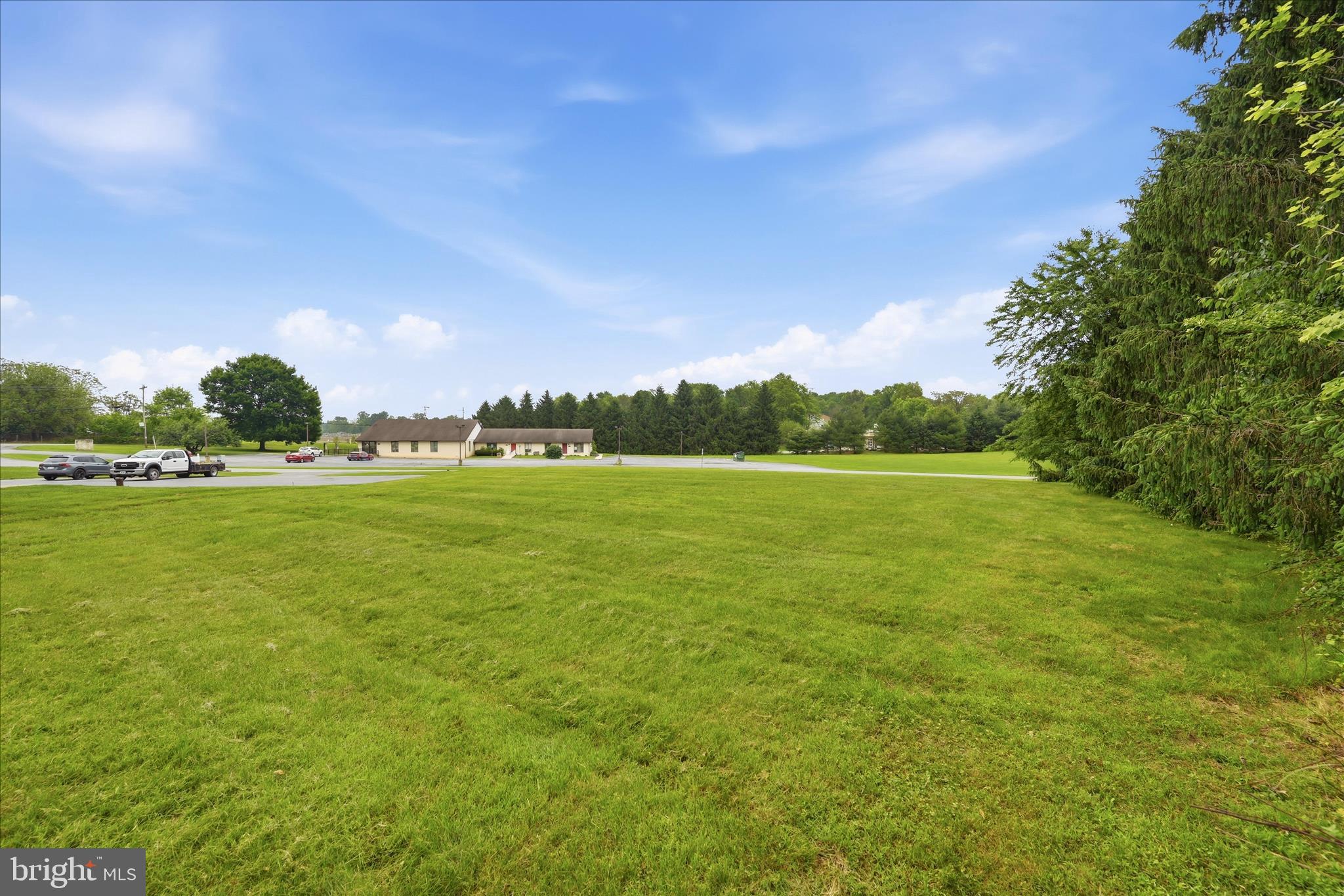 CHATEAU-GAI - Commercial Sale