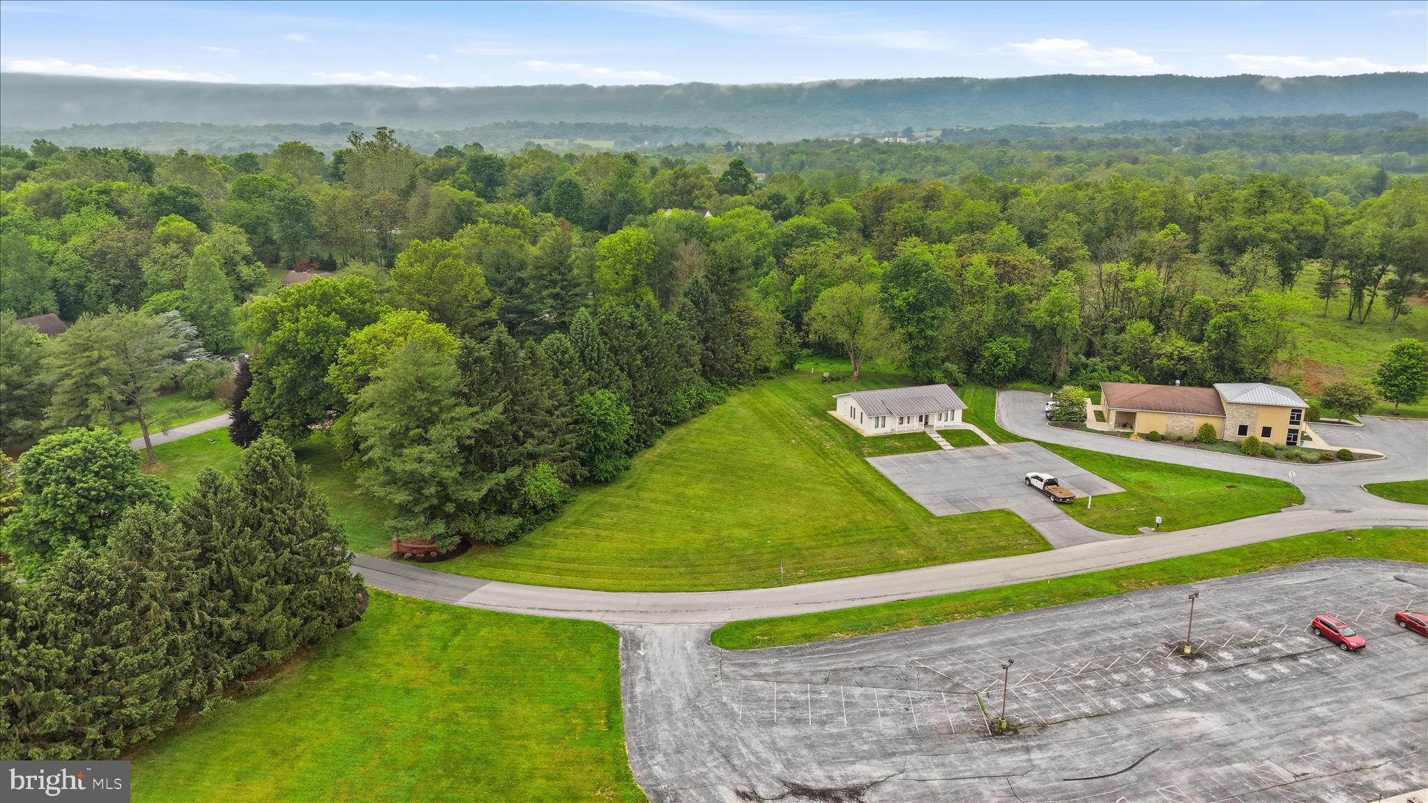 CHATEAU-GAI - Commercial Sale