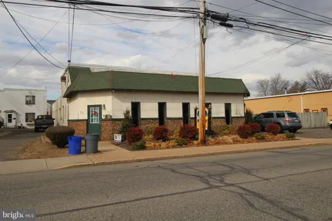 MLS: PABU2089352