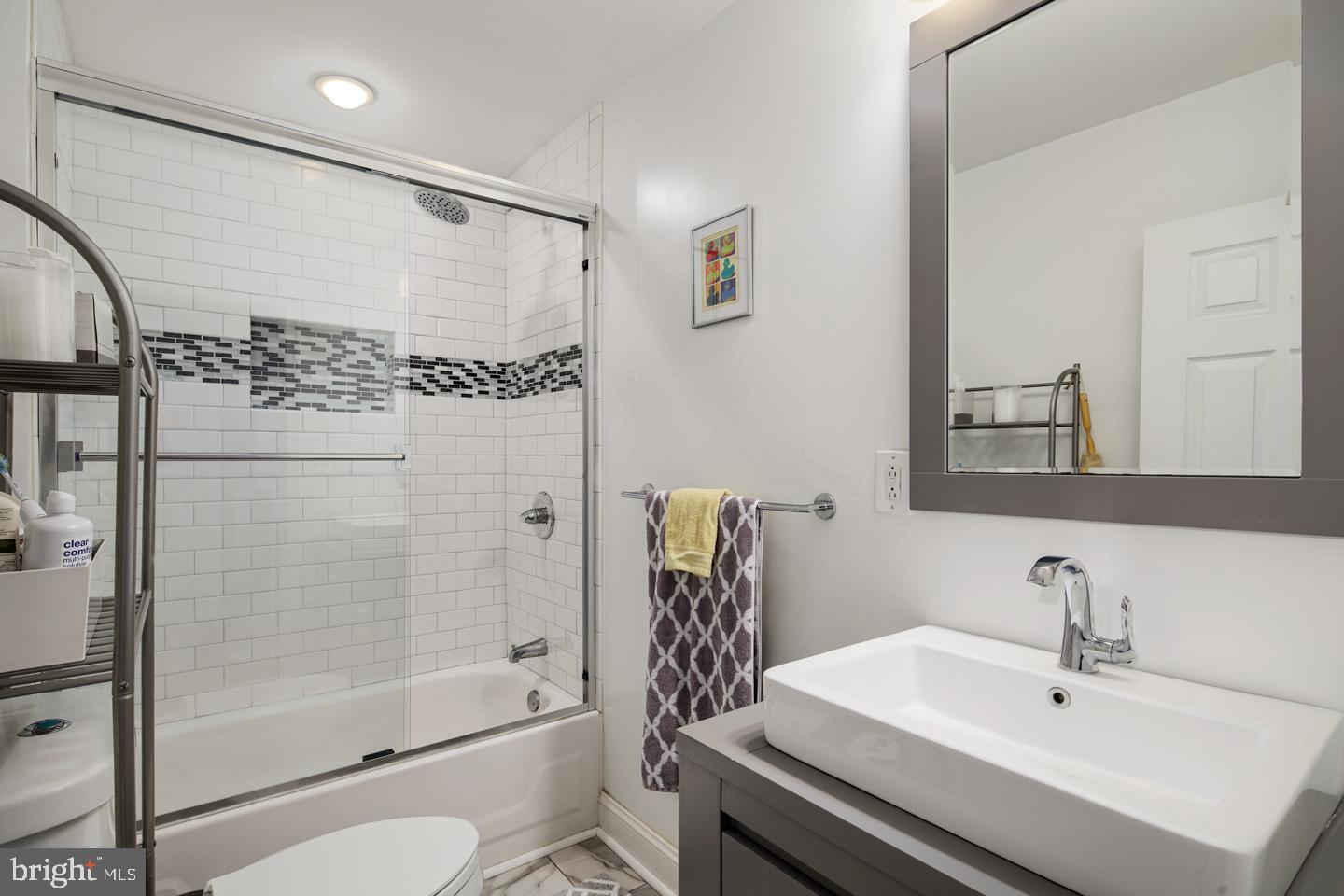 PASSYUNK SQUARE - Residential