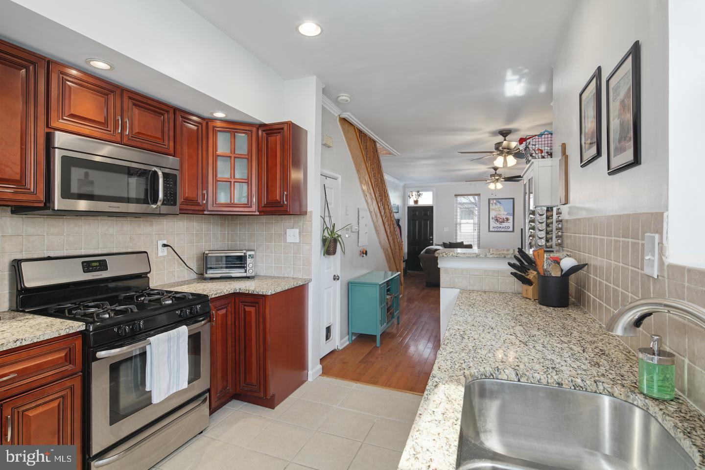 PASSYUNK SQUARE - Residential