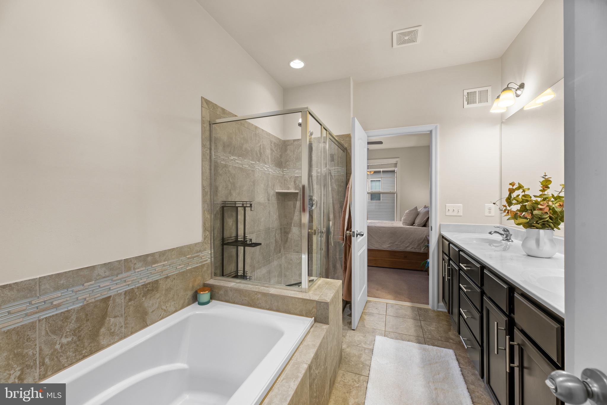 TANYARD COVE NORTH - Residential