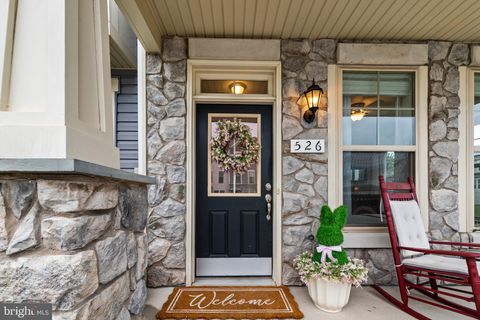 Photo of 526 Pebblebrook Lane, GLEN BURNIE, MD 21060 (MLS # MDAA2140216)