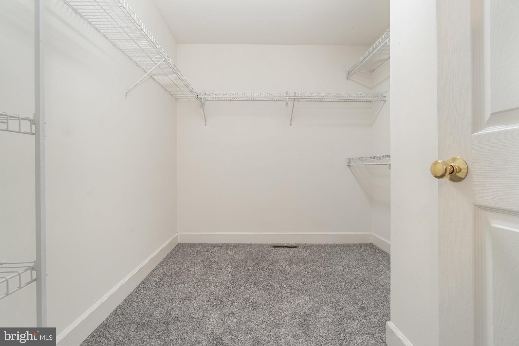 GLENBROOK - Residential