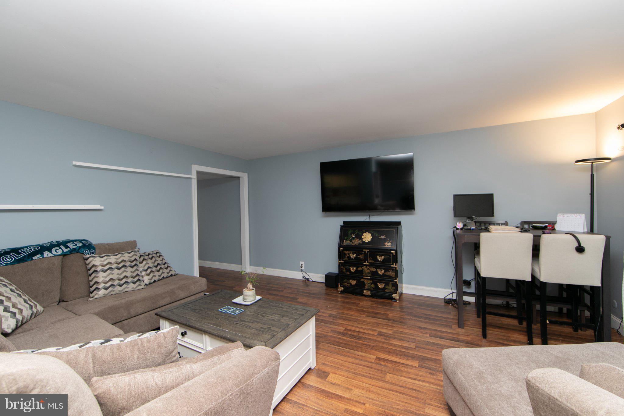 115 E KINGS HIGHWAY #310