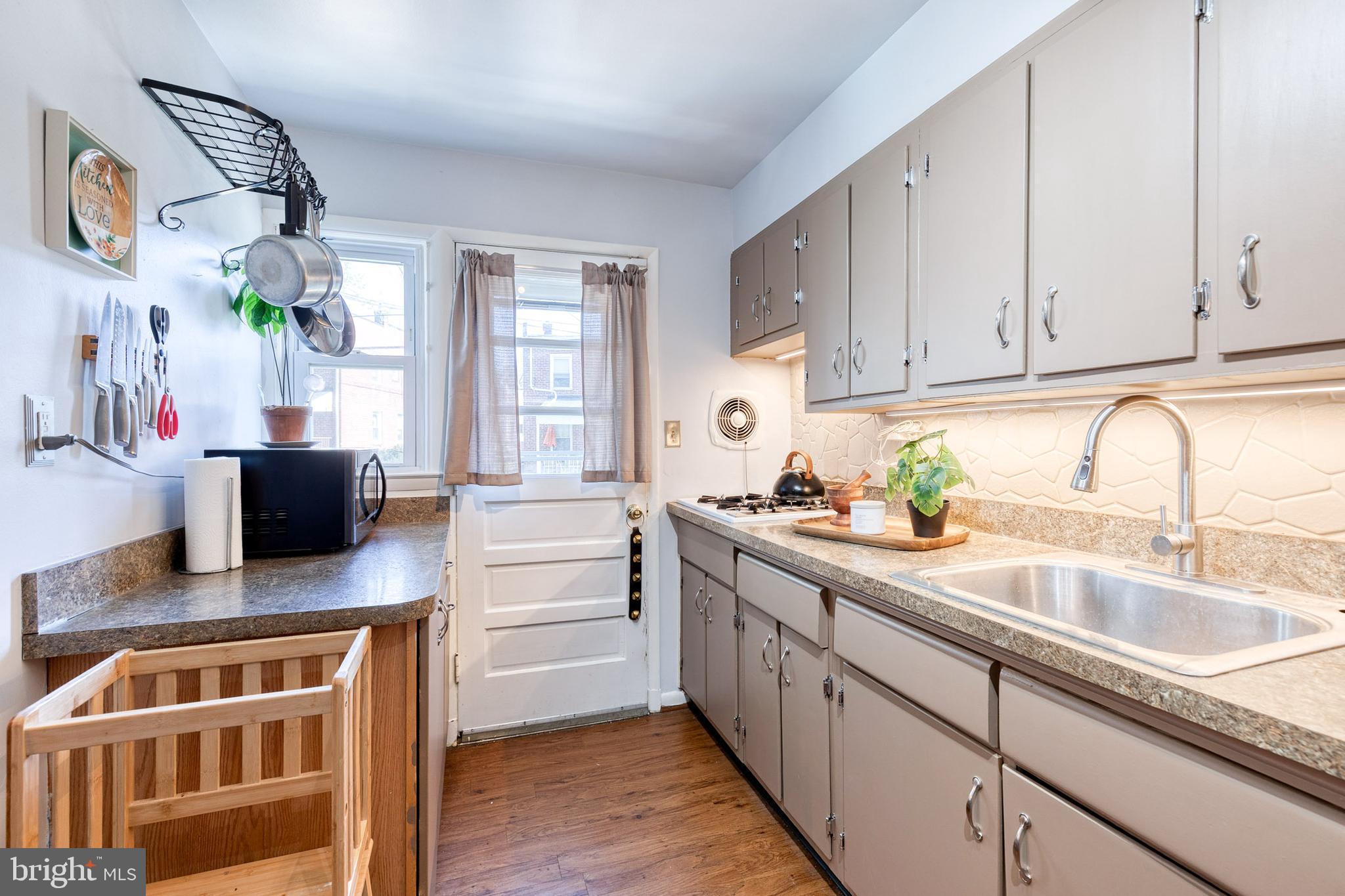 HAMILTON - Residential