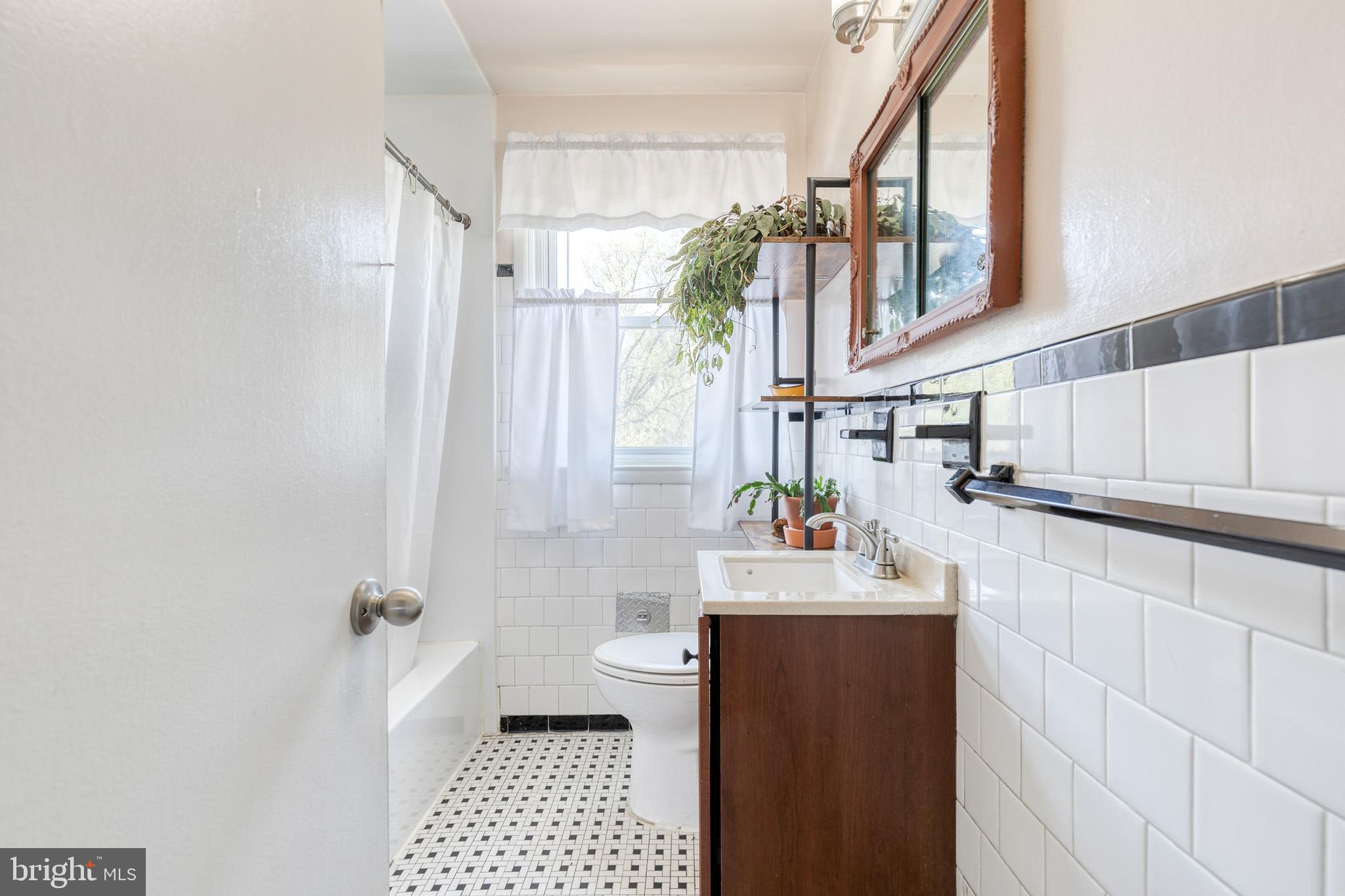 HAMILTON - Residential