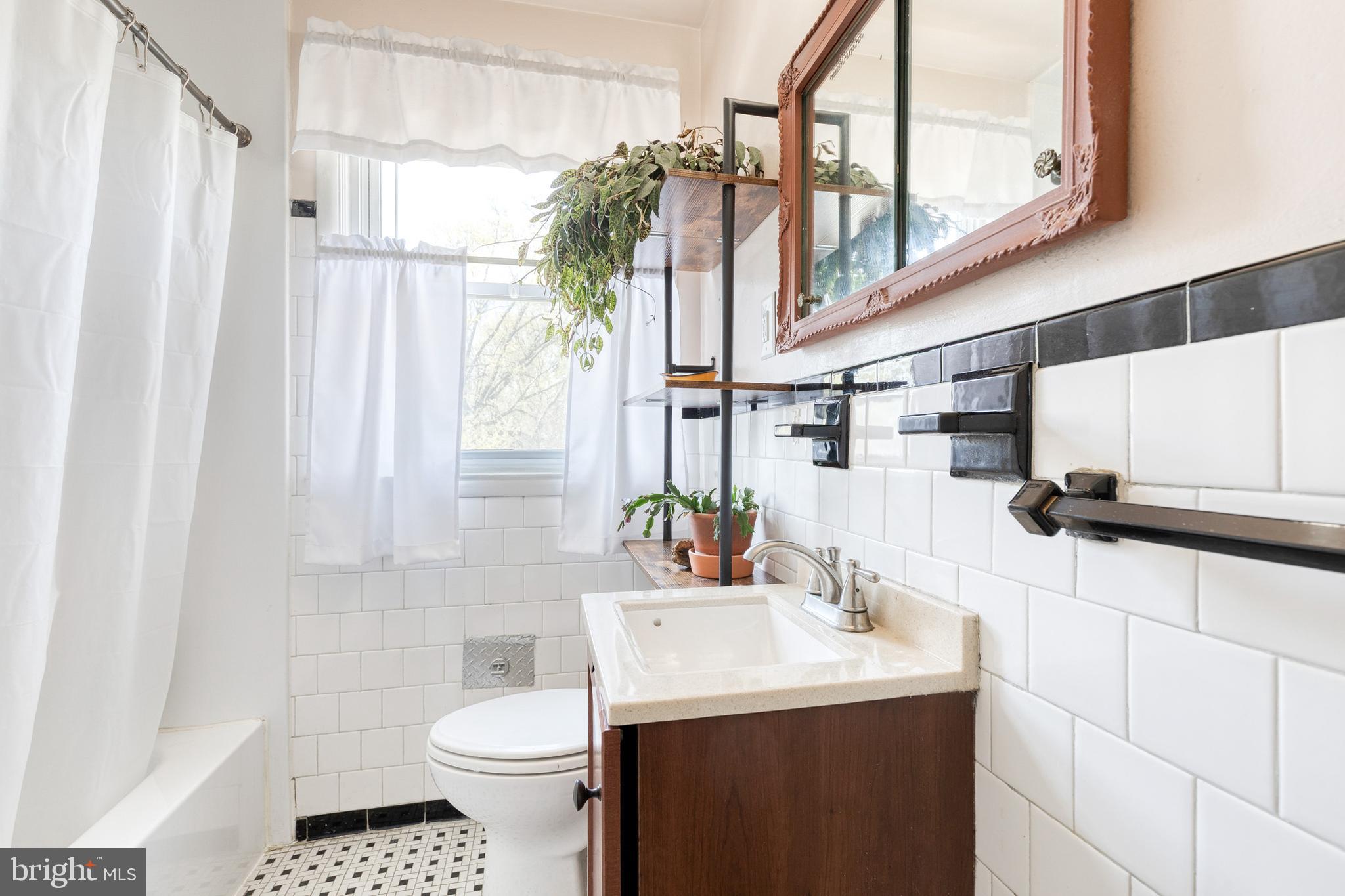 HAMILTON - Residential