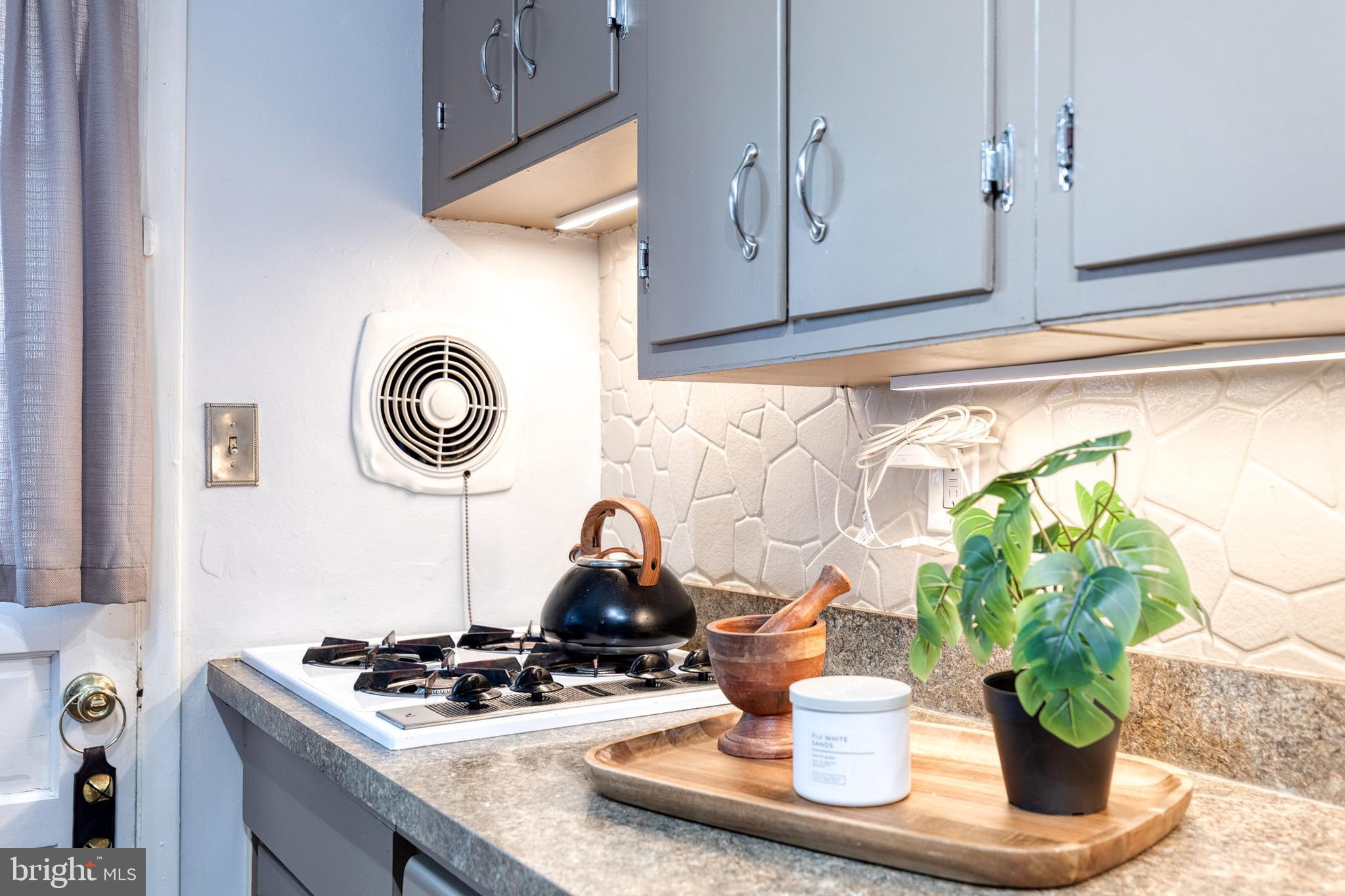 HAMILTON - Residential