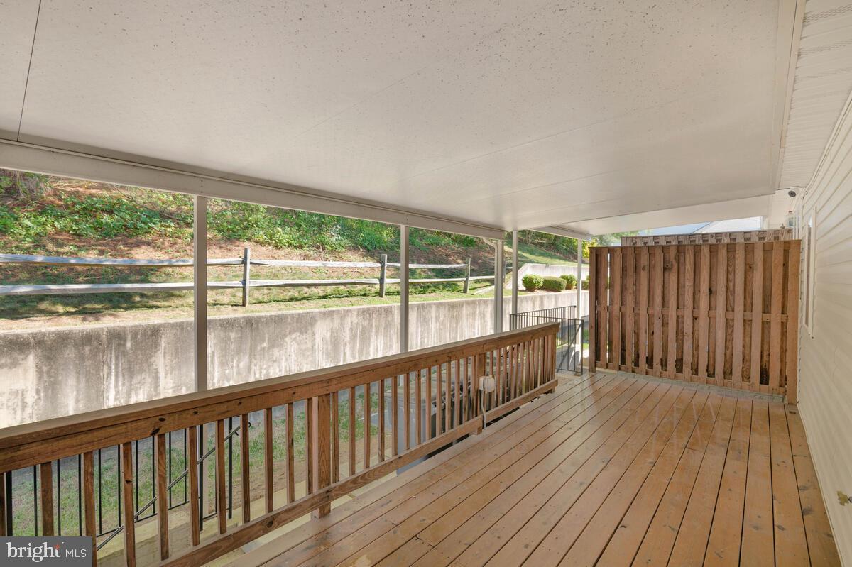 WESTLAKE - Residential Lease