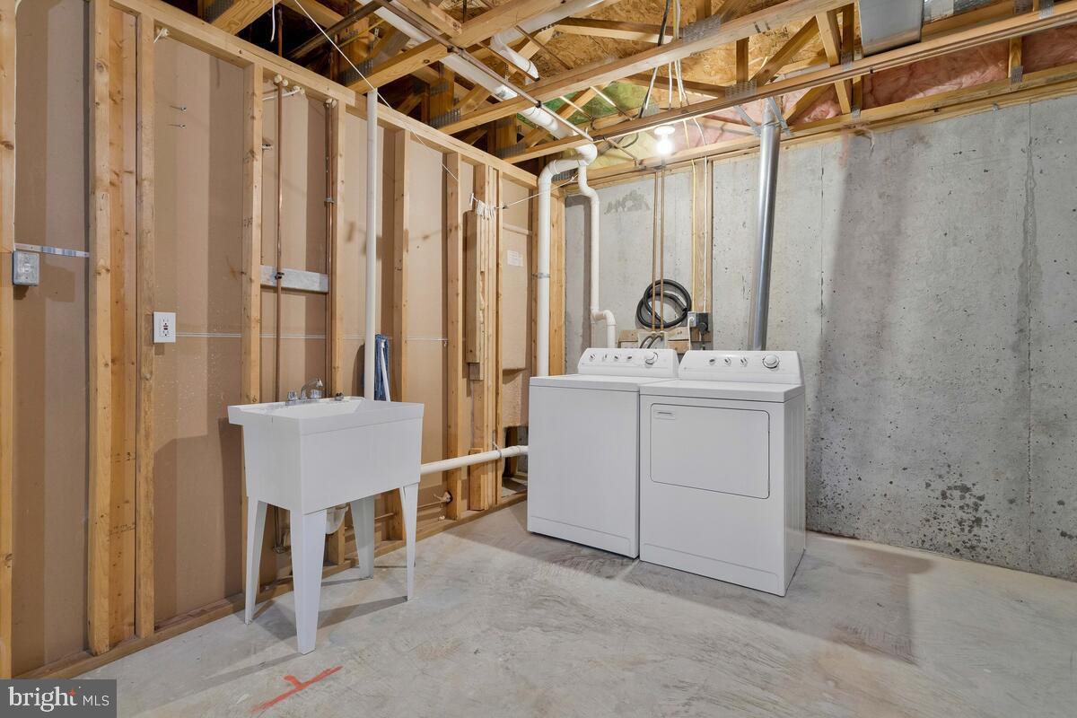 WESTLAKE - Residential Lease