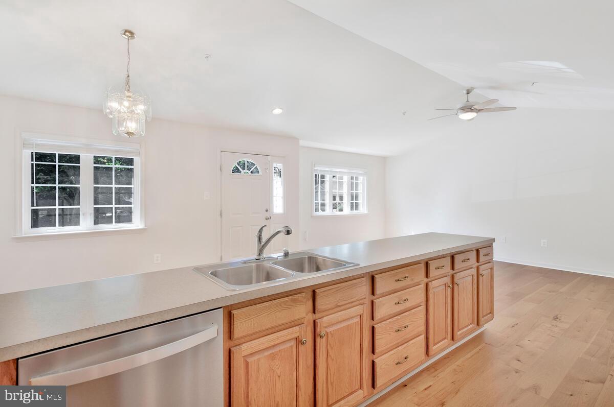 WESTLAKE - Residential Lease