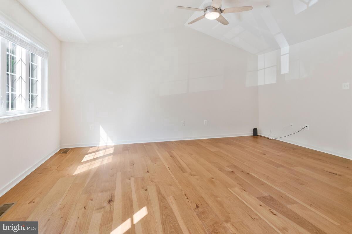 WESTLAKE - Residential Lease