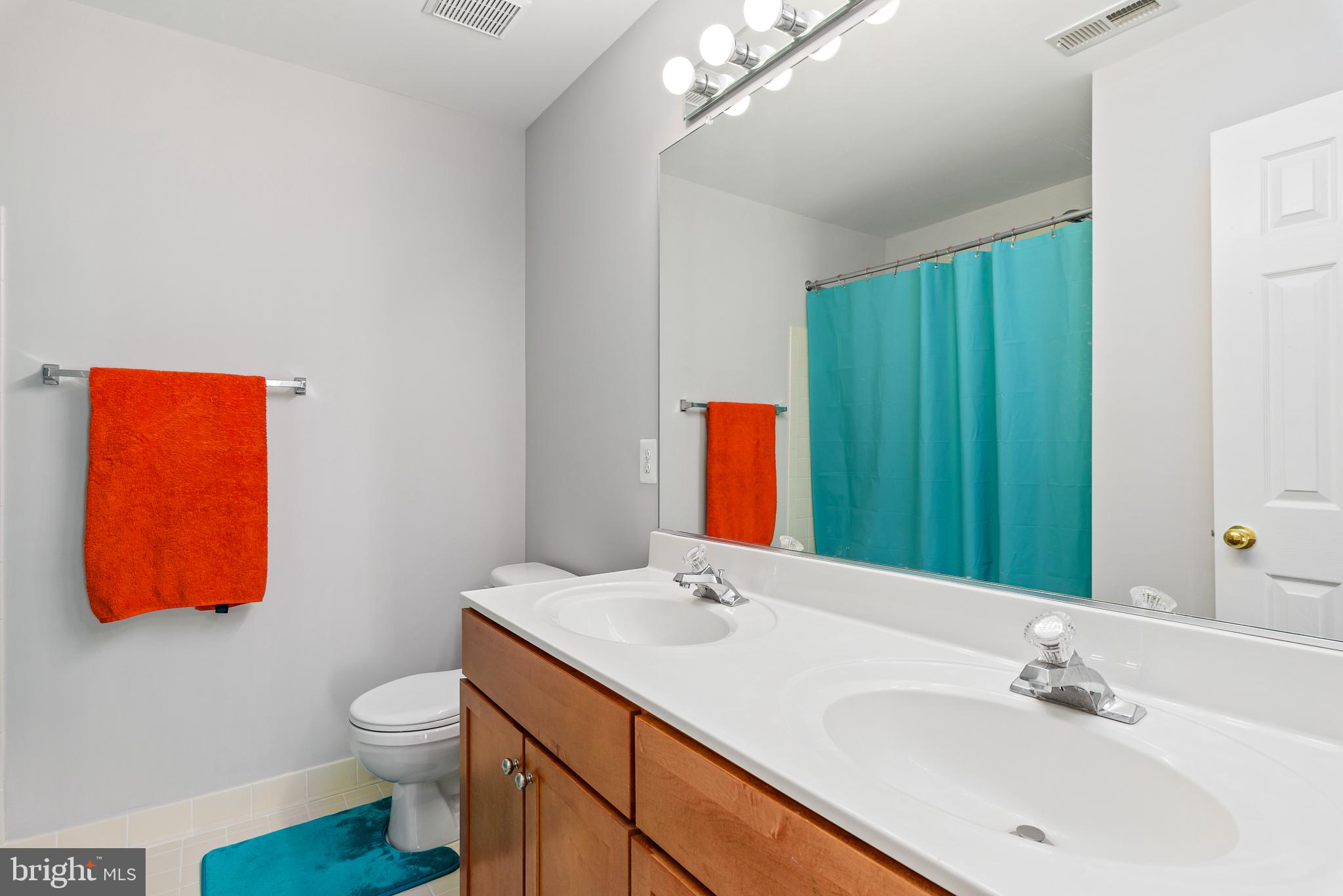 SPRING LAKES - Residential