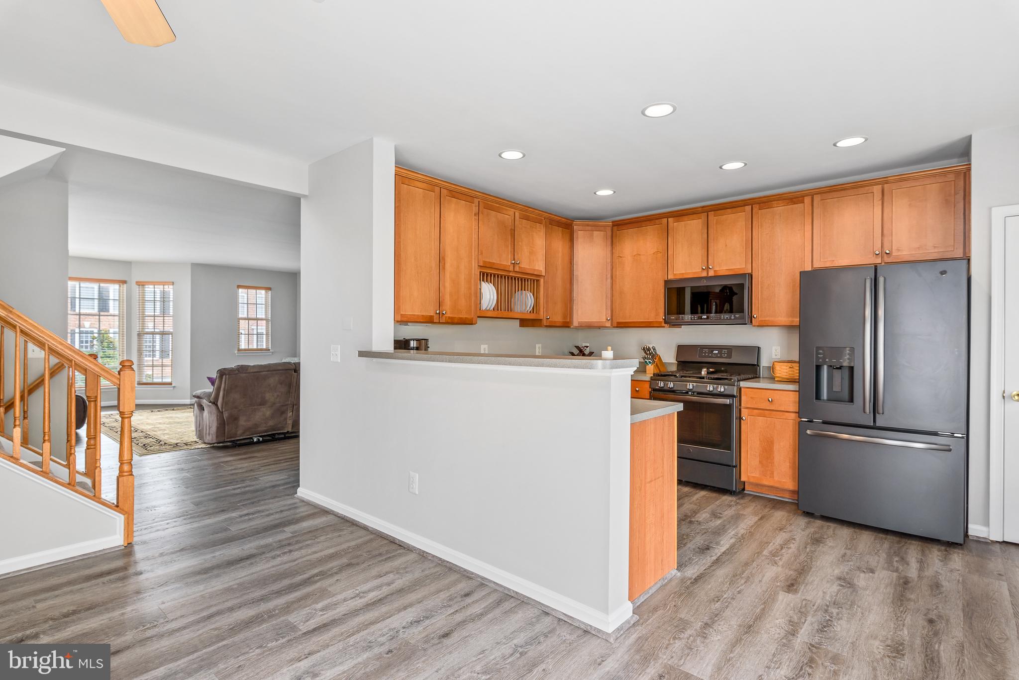 SPRING LAKES - Residential