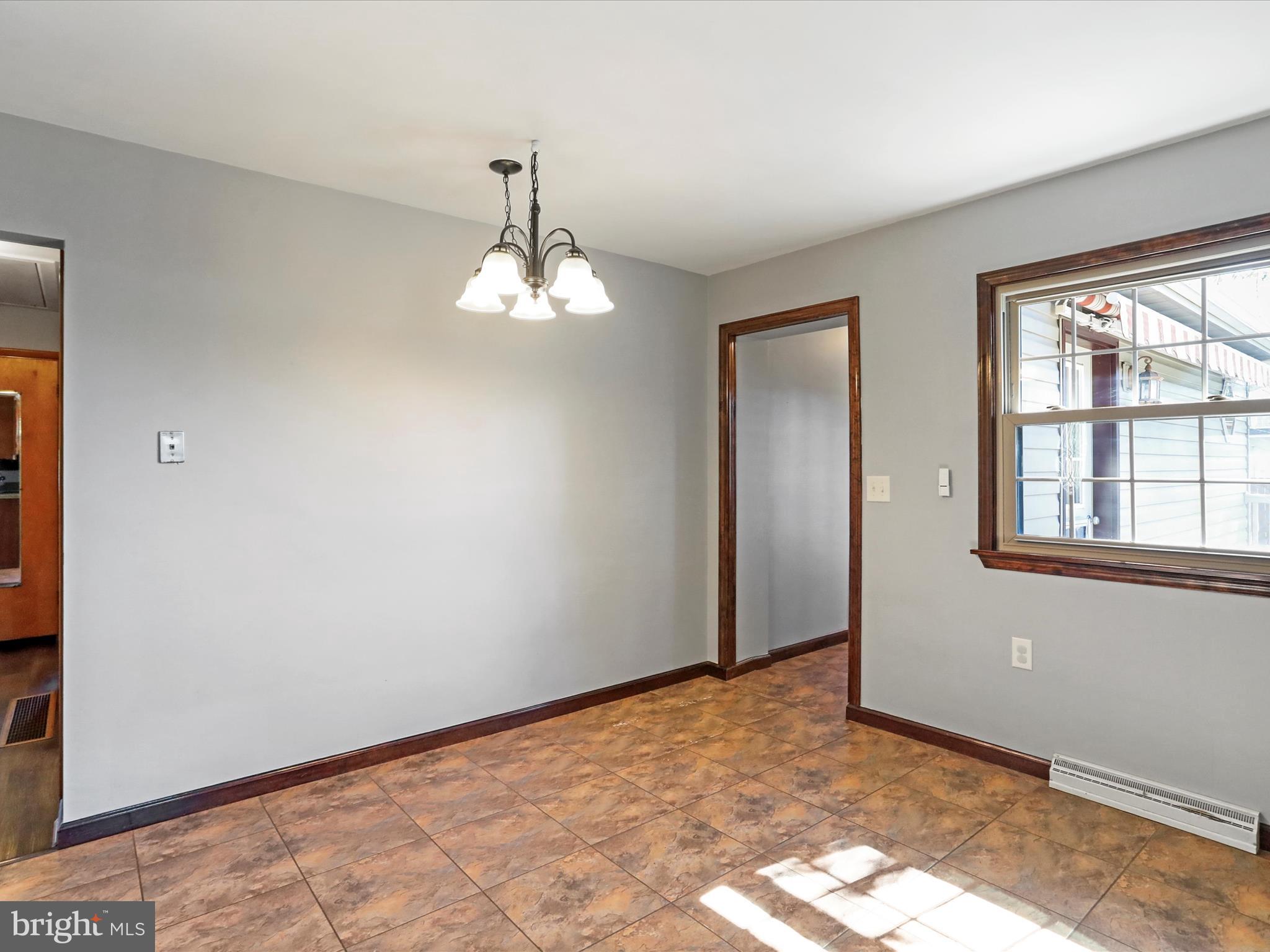 JOHNSON HEIGHTS - Residential