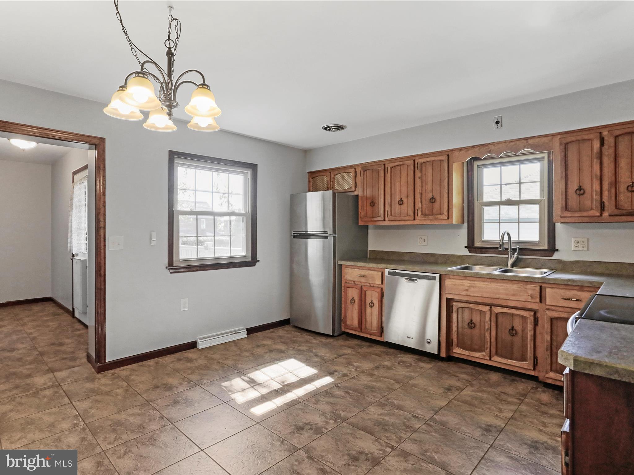 JOHNSON HEIGHTS - Residential