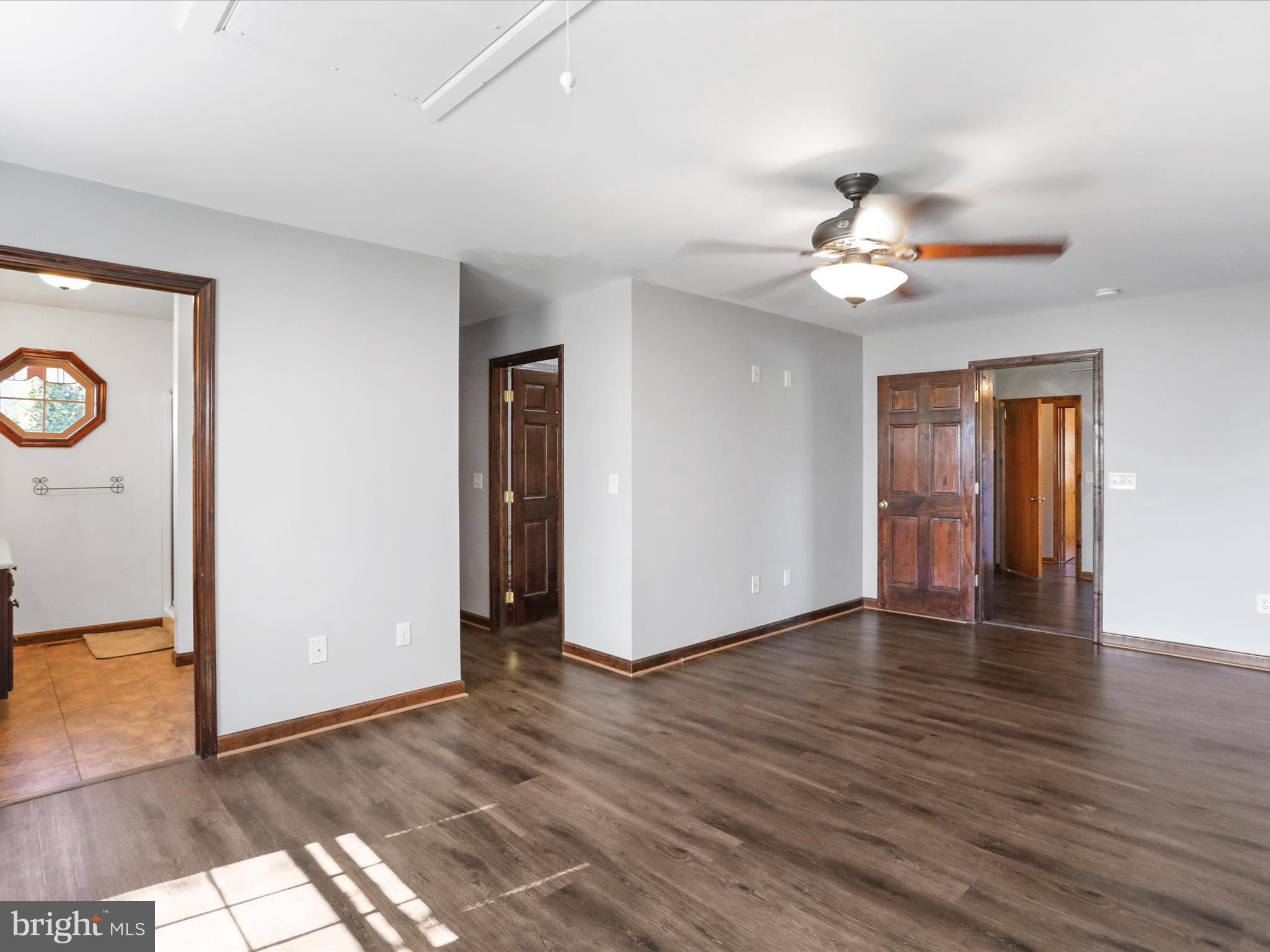 JOHNSON HEIGHTS - Residential