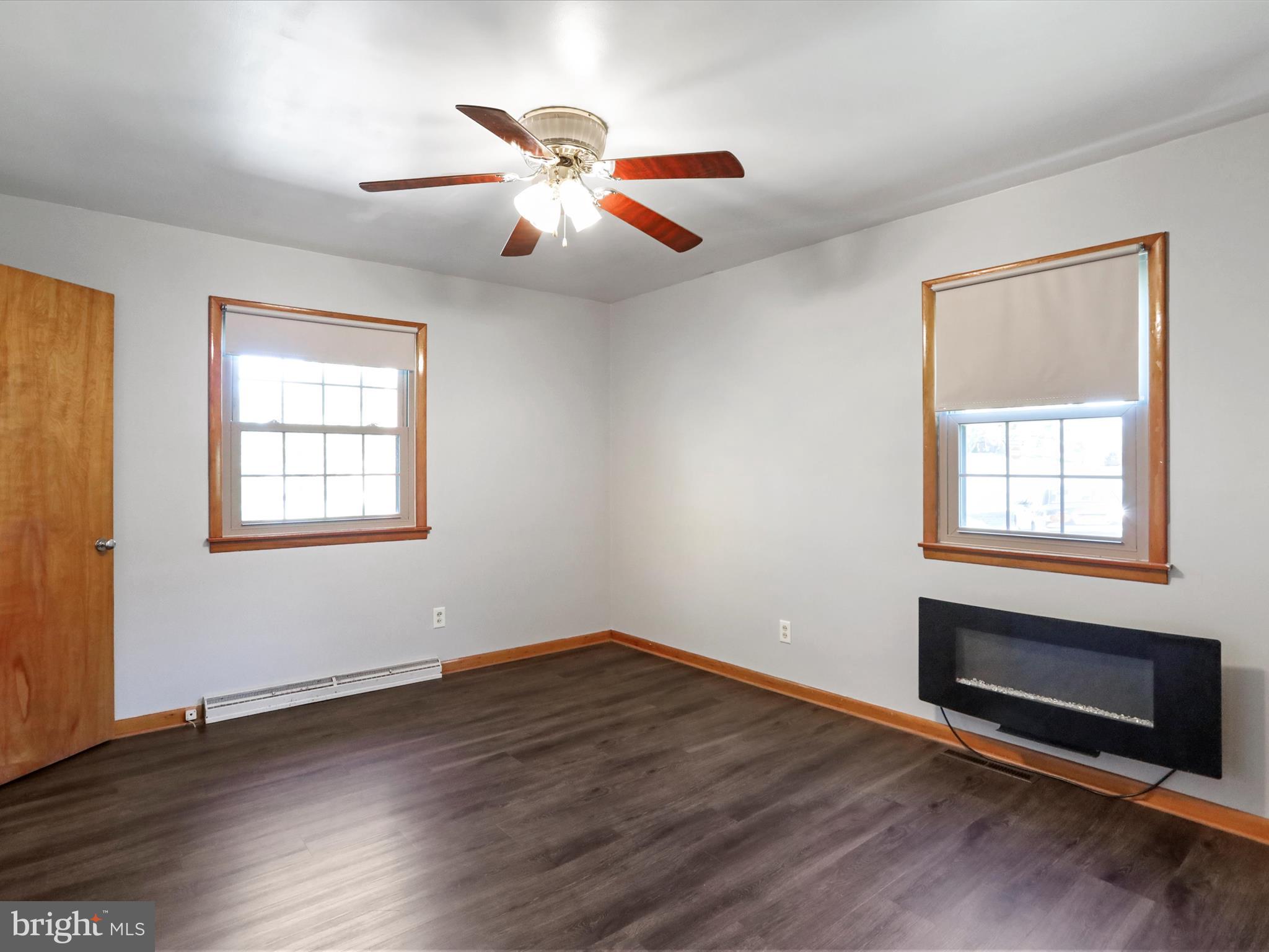 JOHNSON HEIGHTS - Residential