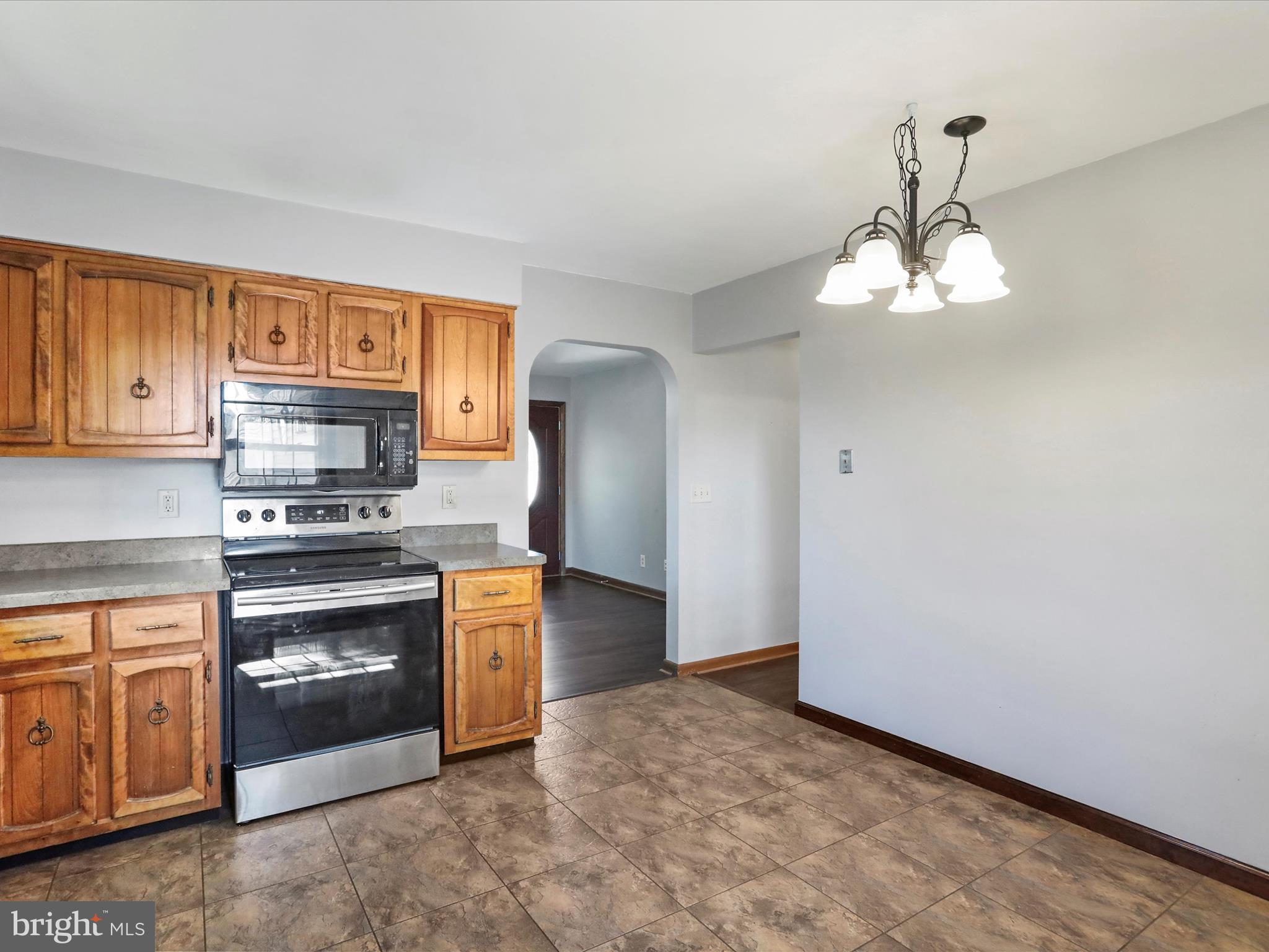 JOHNSON HEIGHTS - Residential