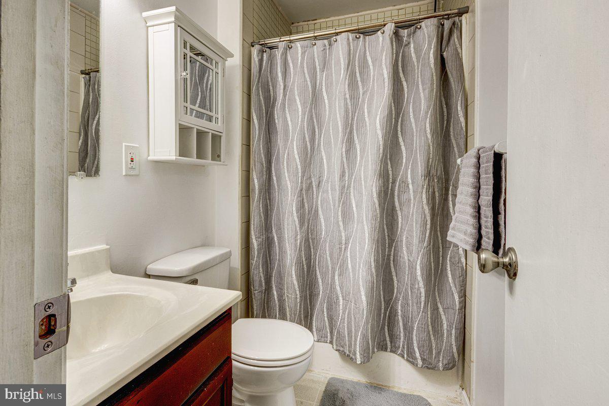 CARROLL FIELDS - Residential