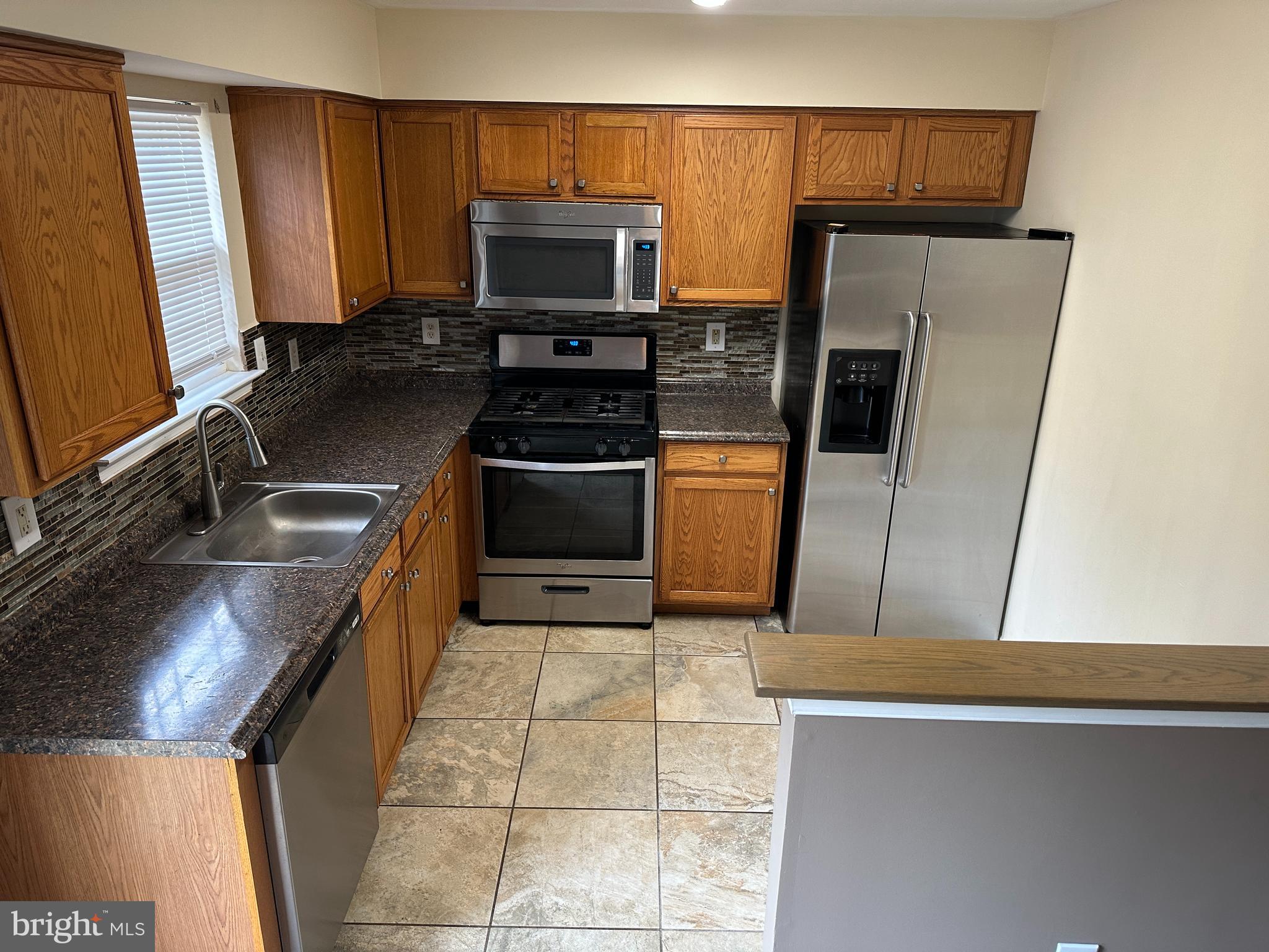 COLONY SQUARE- RSB PT PA - Residential