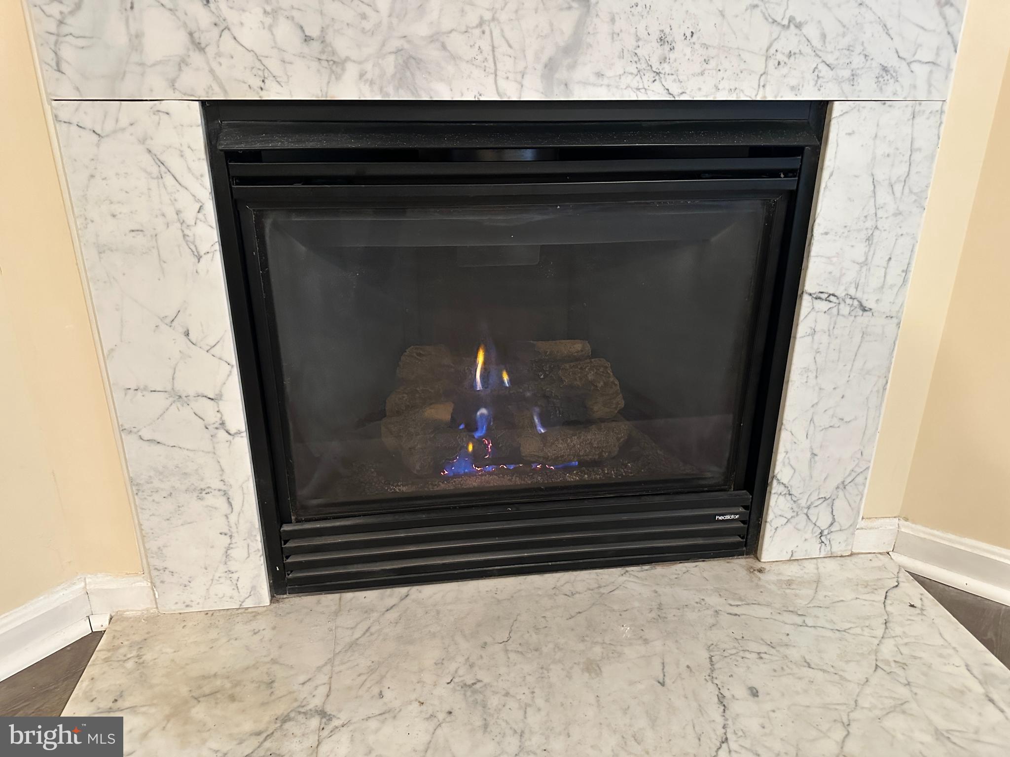 COLONY SQUARE- RSB PT PA - Residential