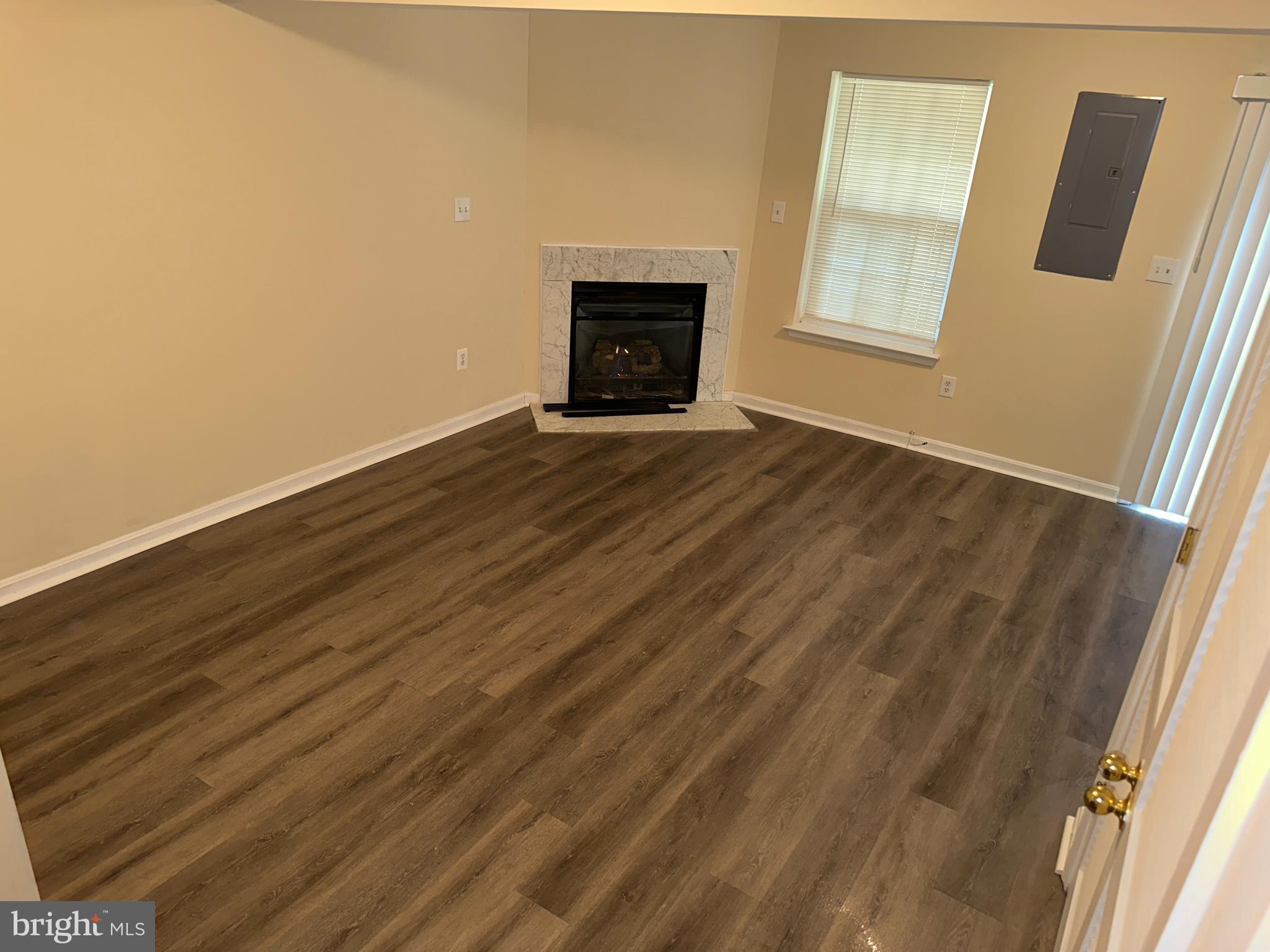 COLONY SQUARE- RSB PT PA - Residential