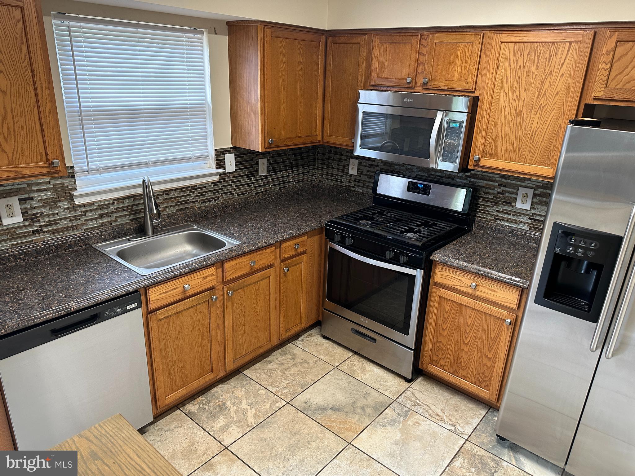 COLONY SQUARE- RSB PT PA - Residential