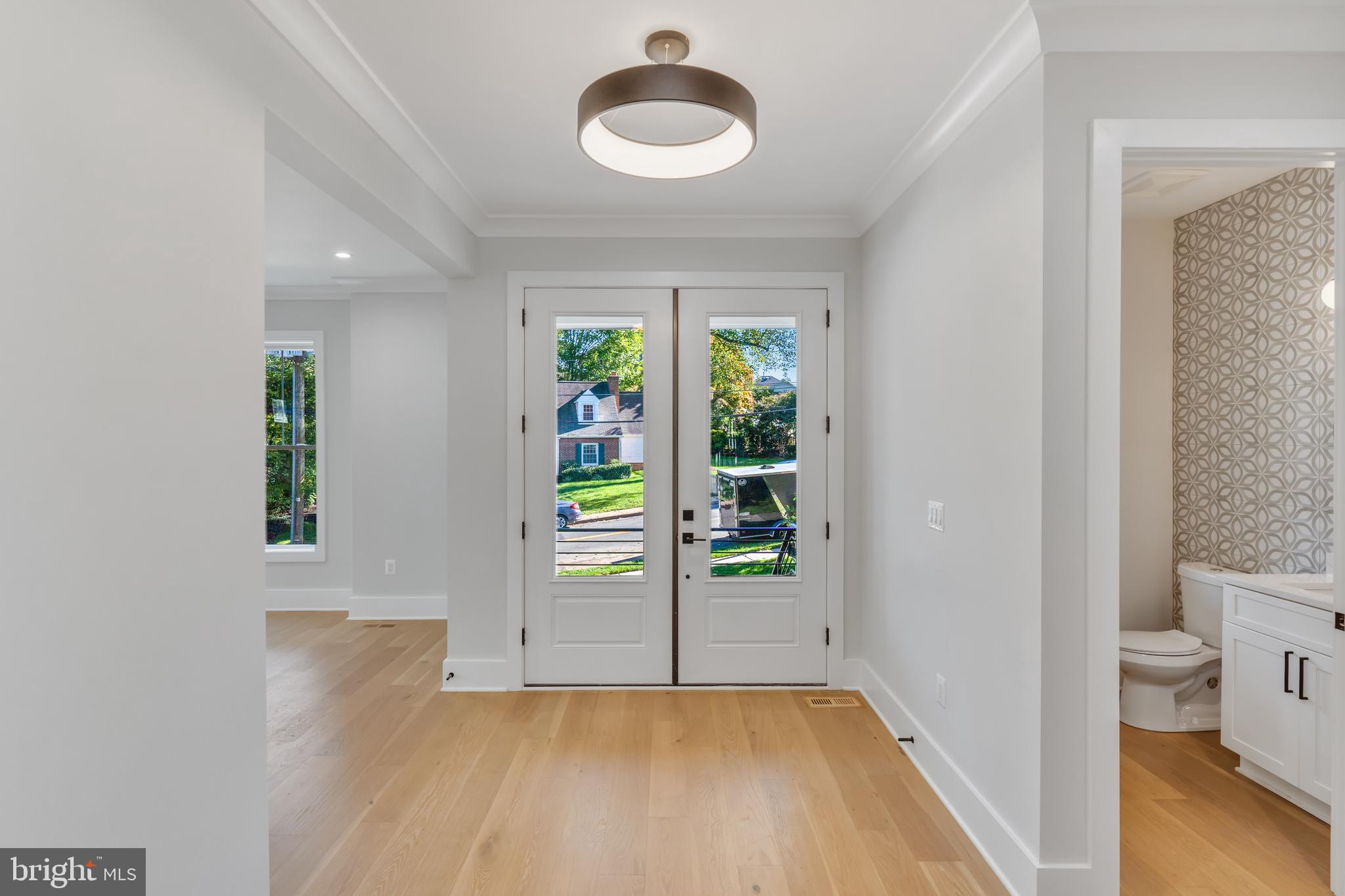 LEE HEIGHTS - Residential