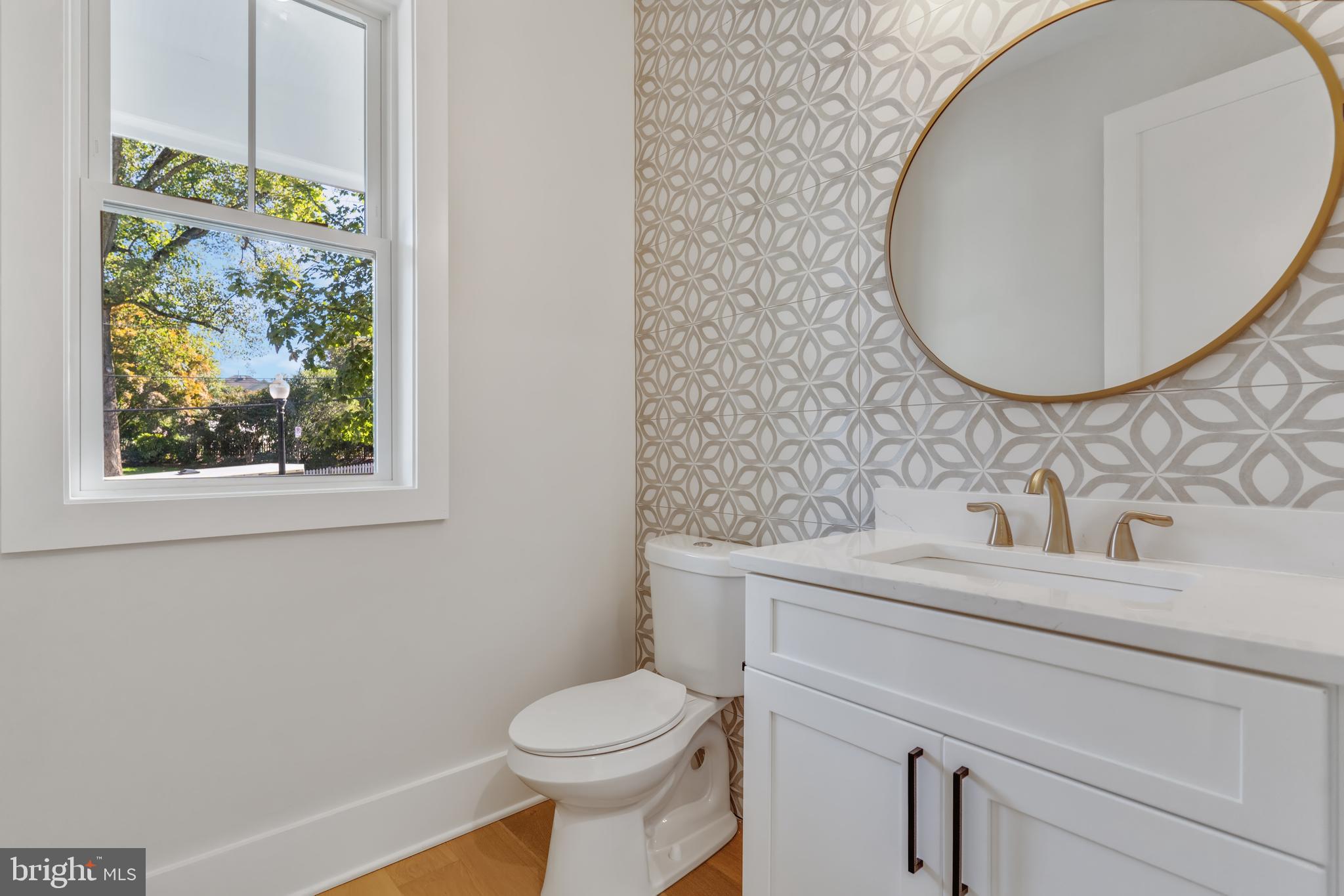 LEE HEIGHTS - Residential