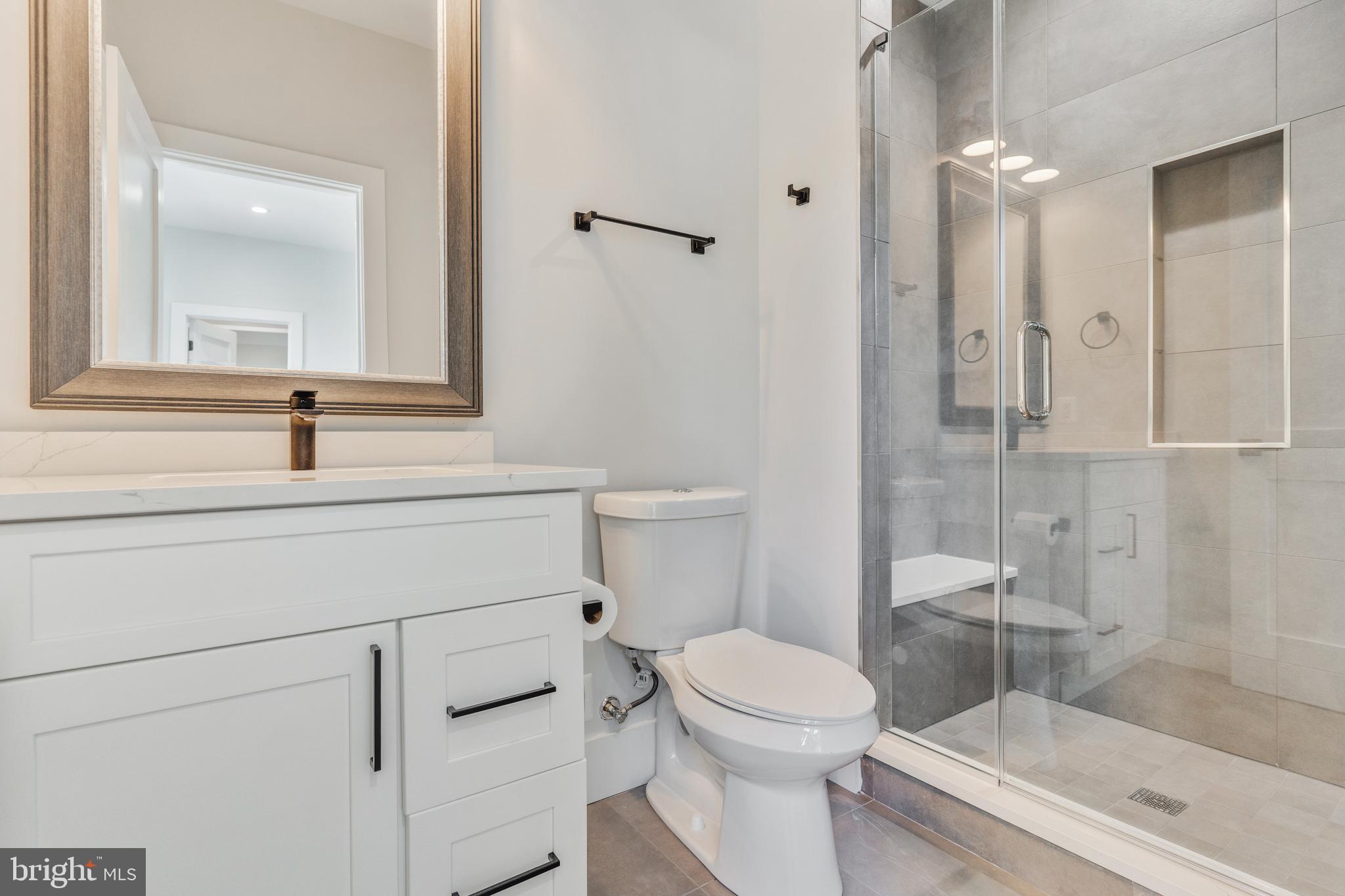 LEE HEIGHTS - Residential