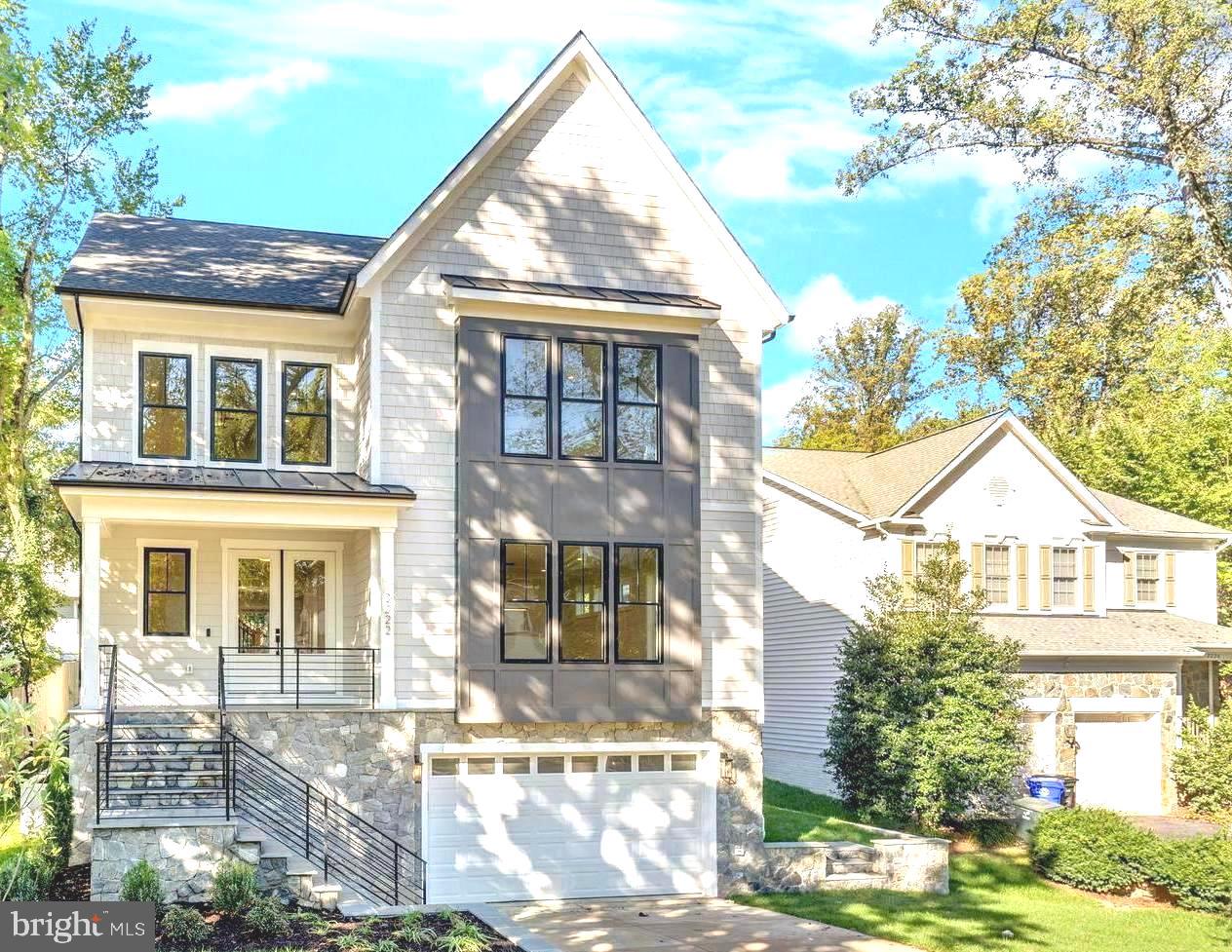 LEE HEIGHTS - Residential