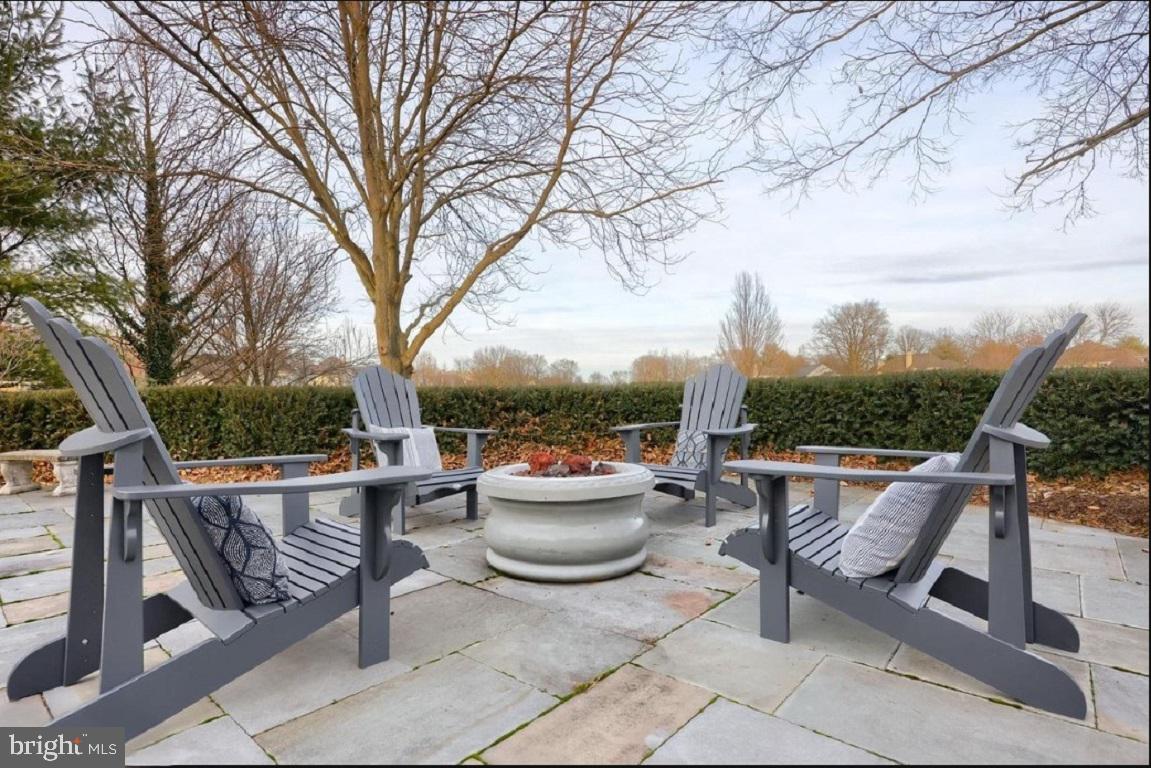 BENT CEEK C.C. - Residential