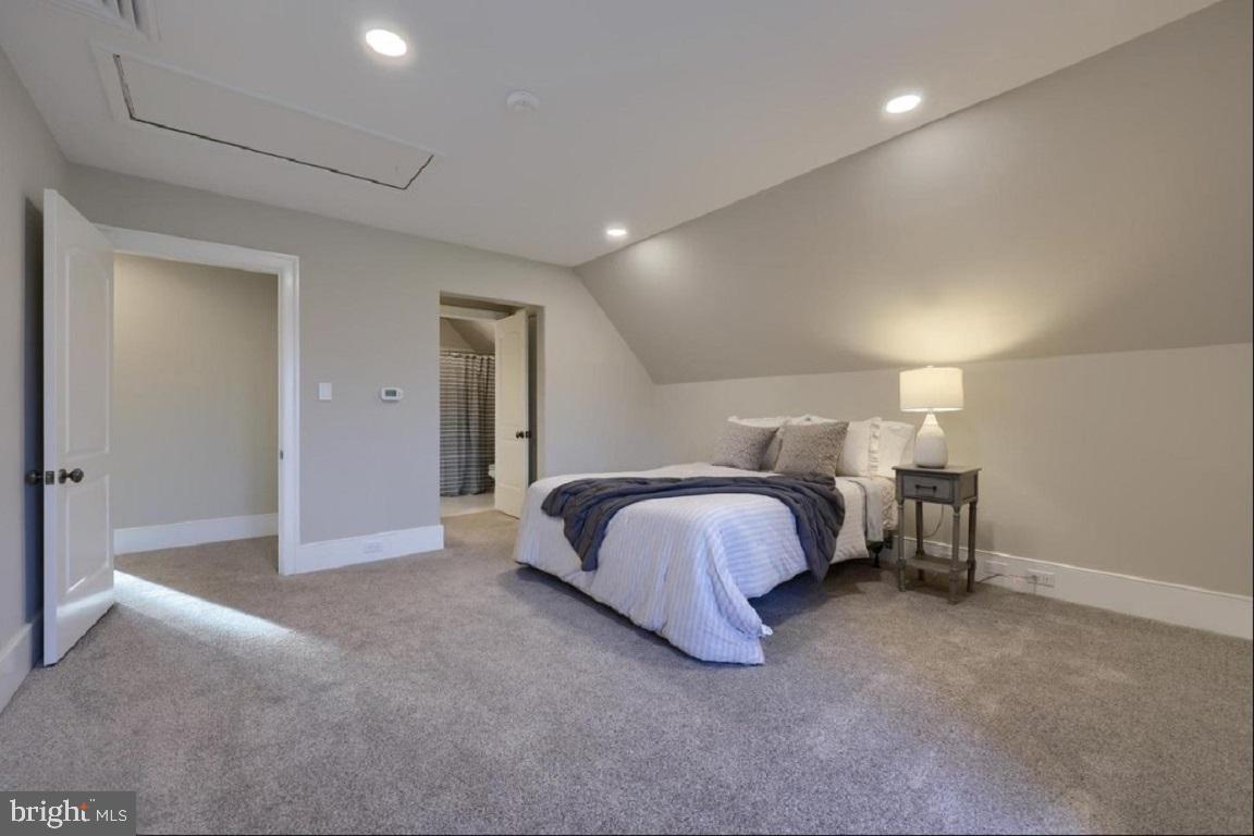 BENT CEEK C.C. - Residential