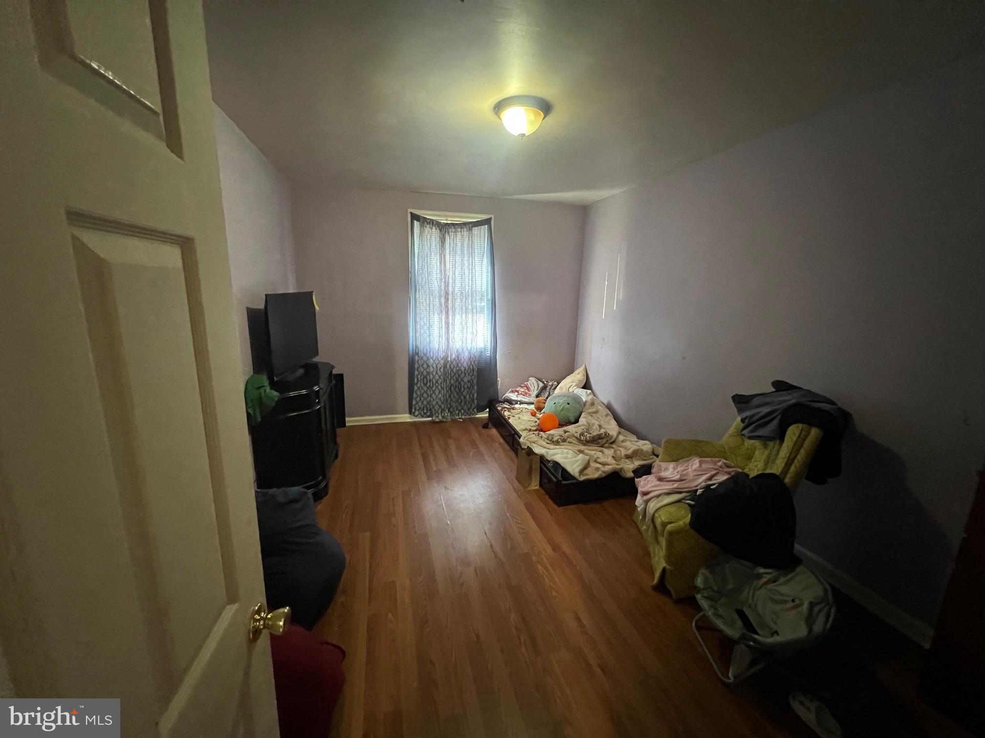 OLNEY (EAST) - Residential