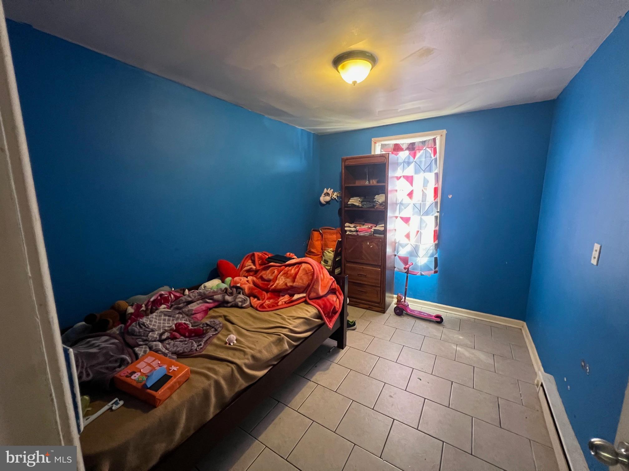 OLNEY (EAST) - Residential