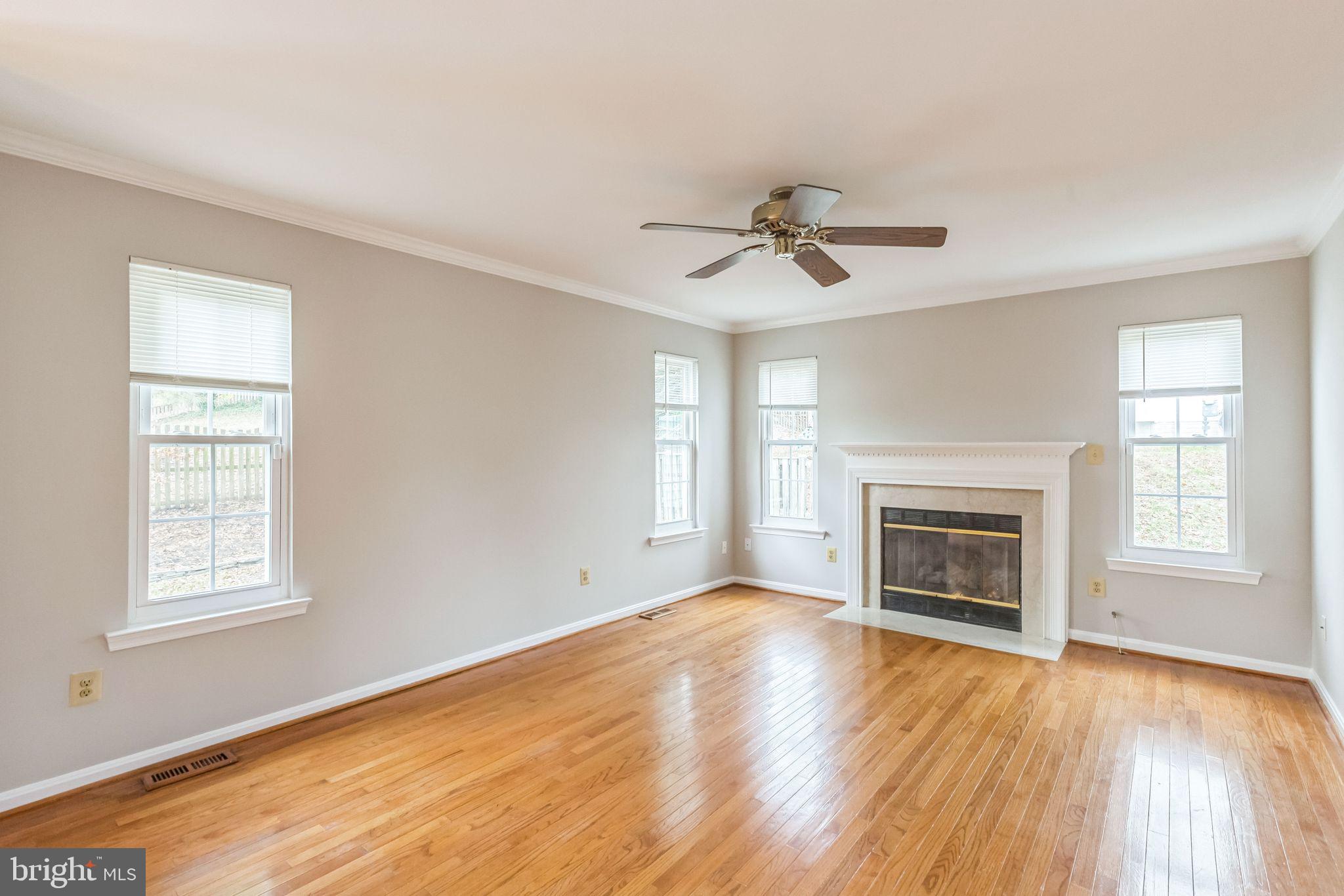 HAMPTON OAKS - Residential