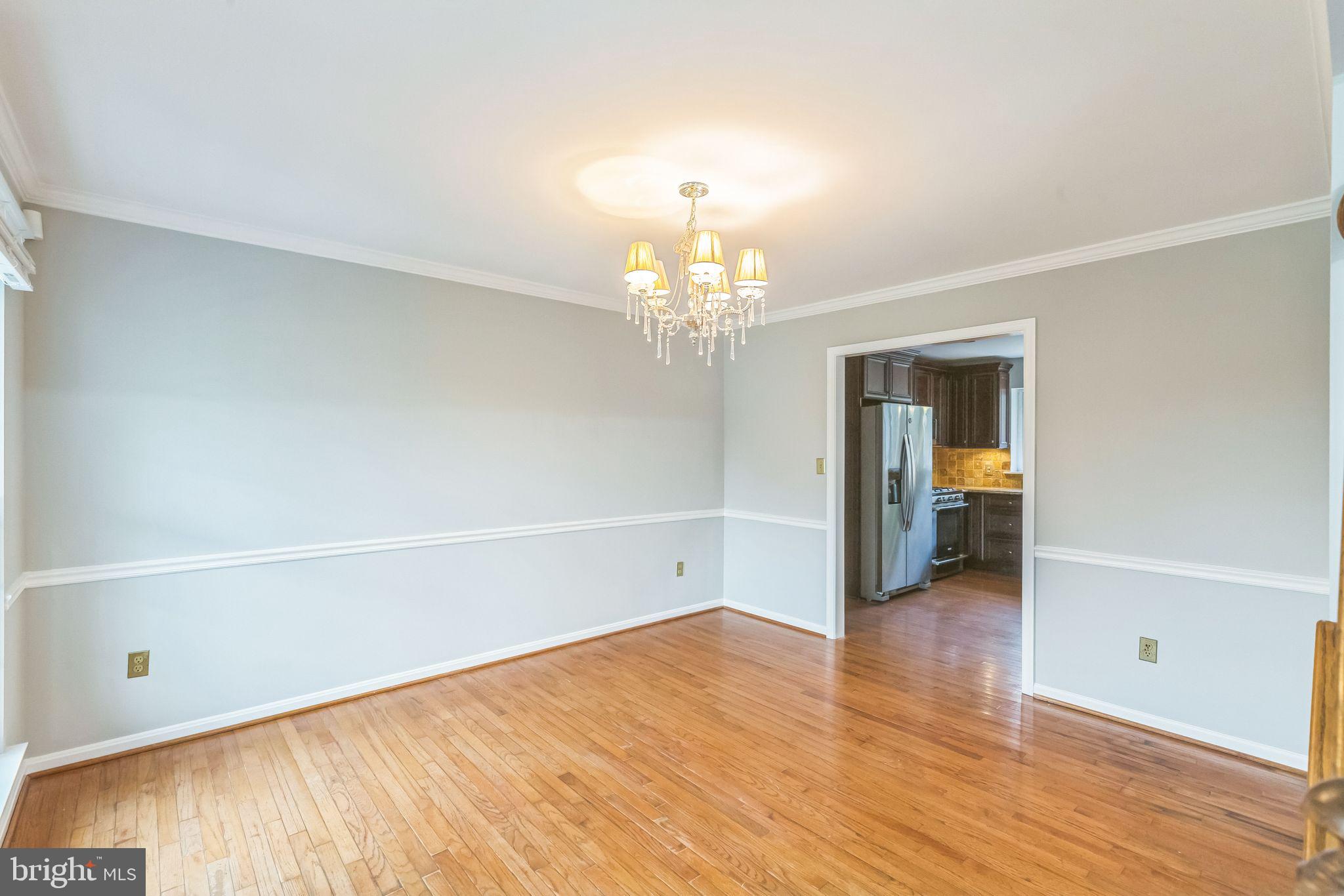 HAMPTON OAKS - Residential