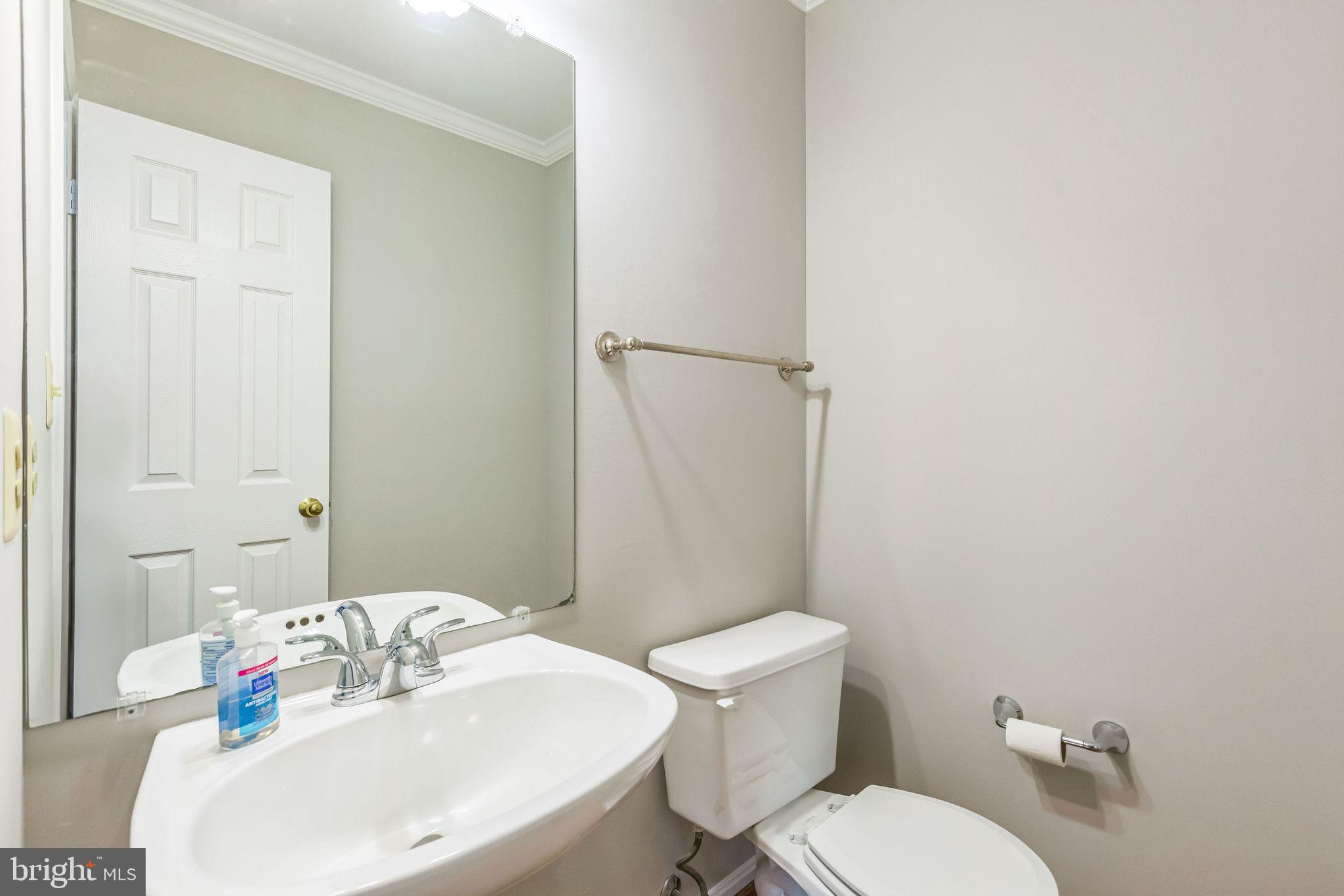 HAMPTON OAKS - Residential