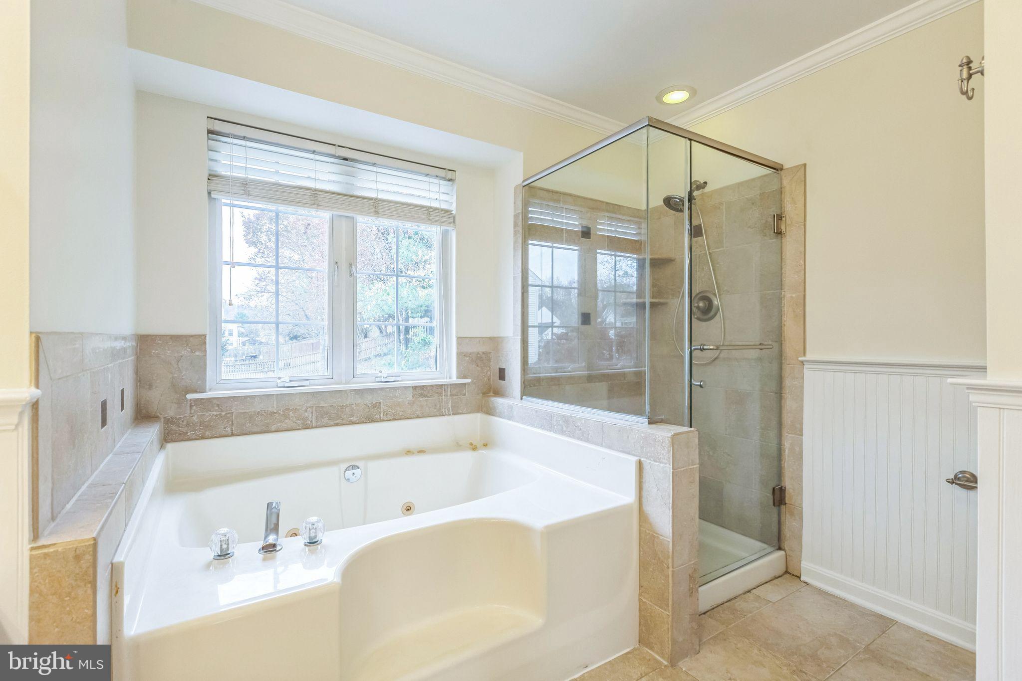 HAMPTON OAKS - Residential