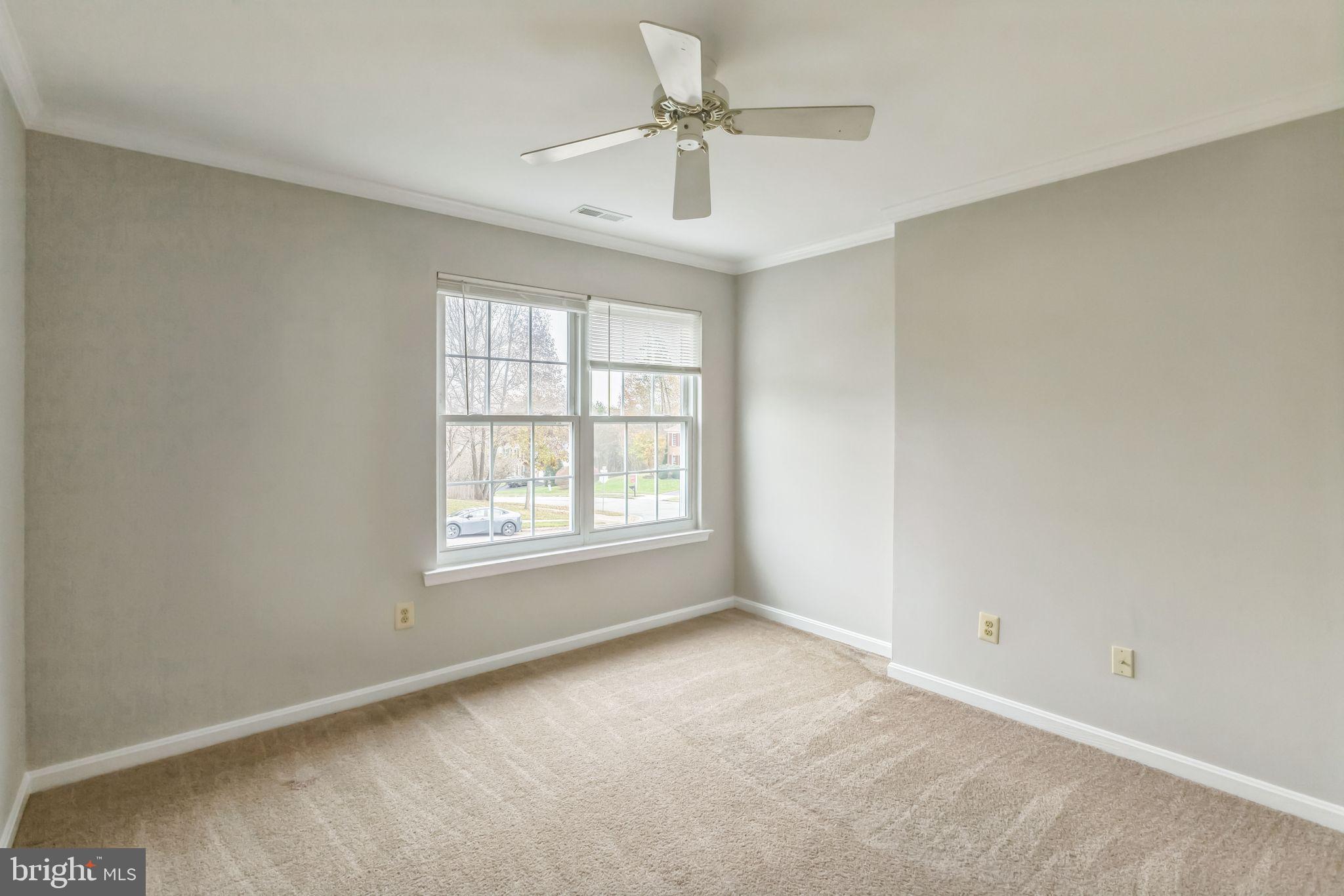 HAMPTON OAKS - Residential