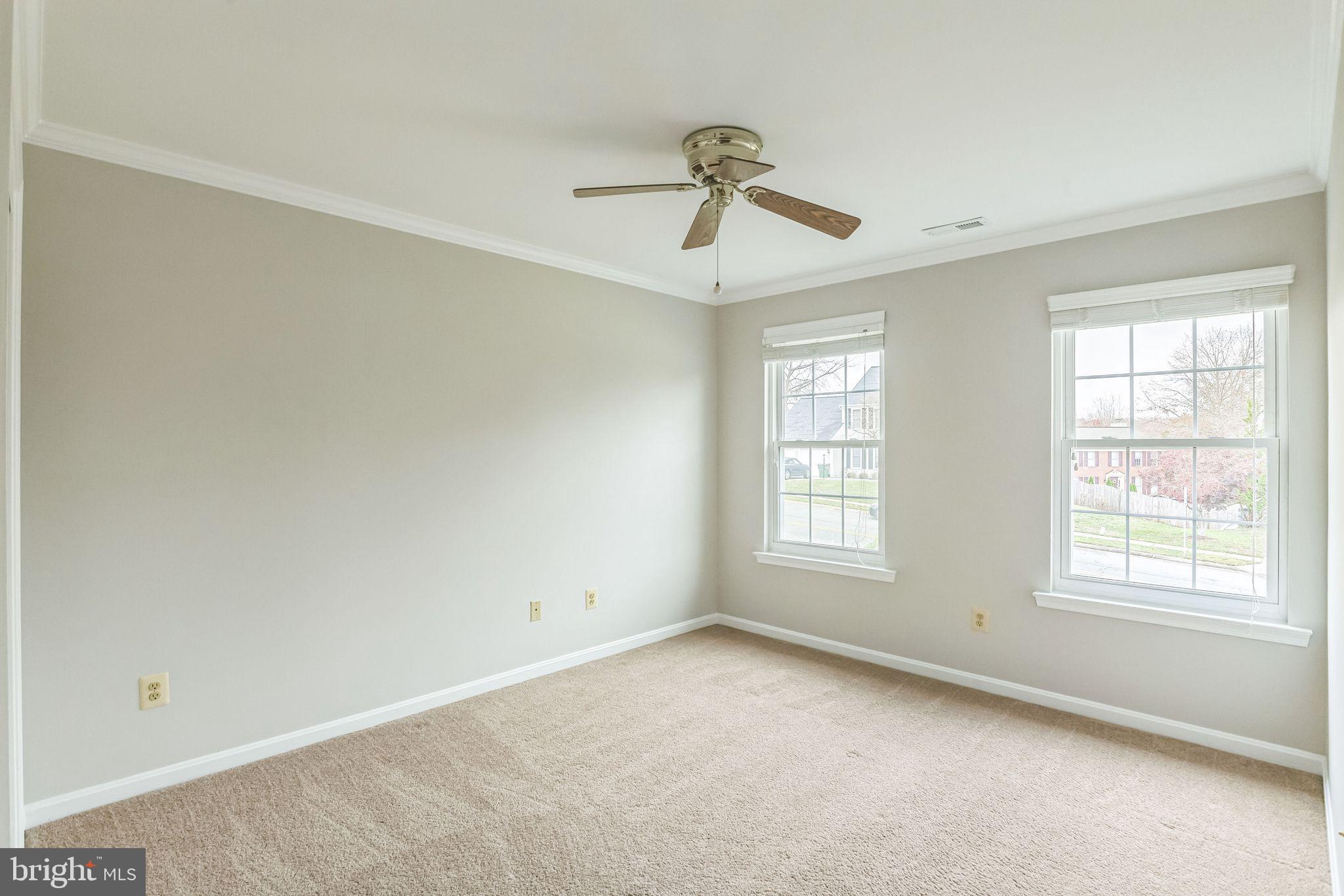 HAMPTON OAKS - Residential