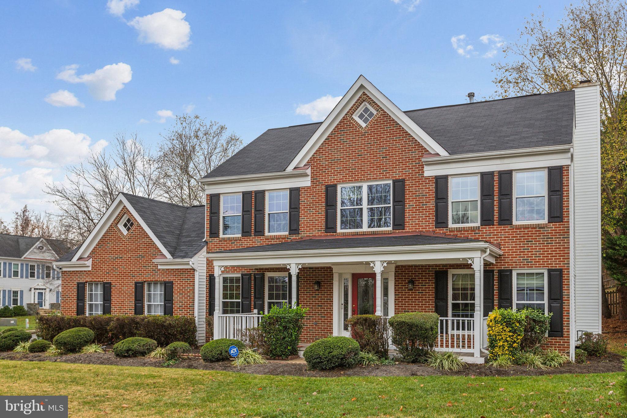 HAMPTON OAKS - Residential