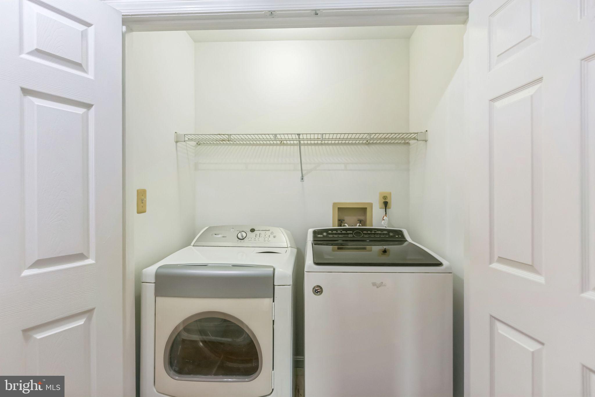 HAMPTON OAKS - Residential