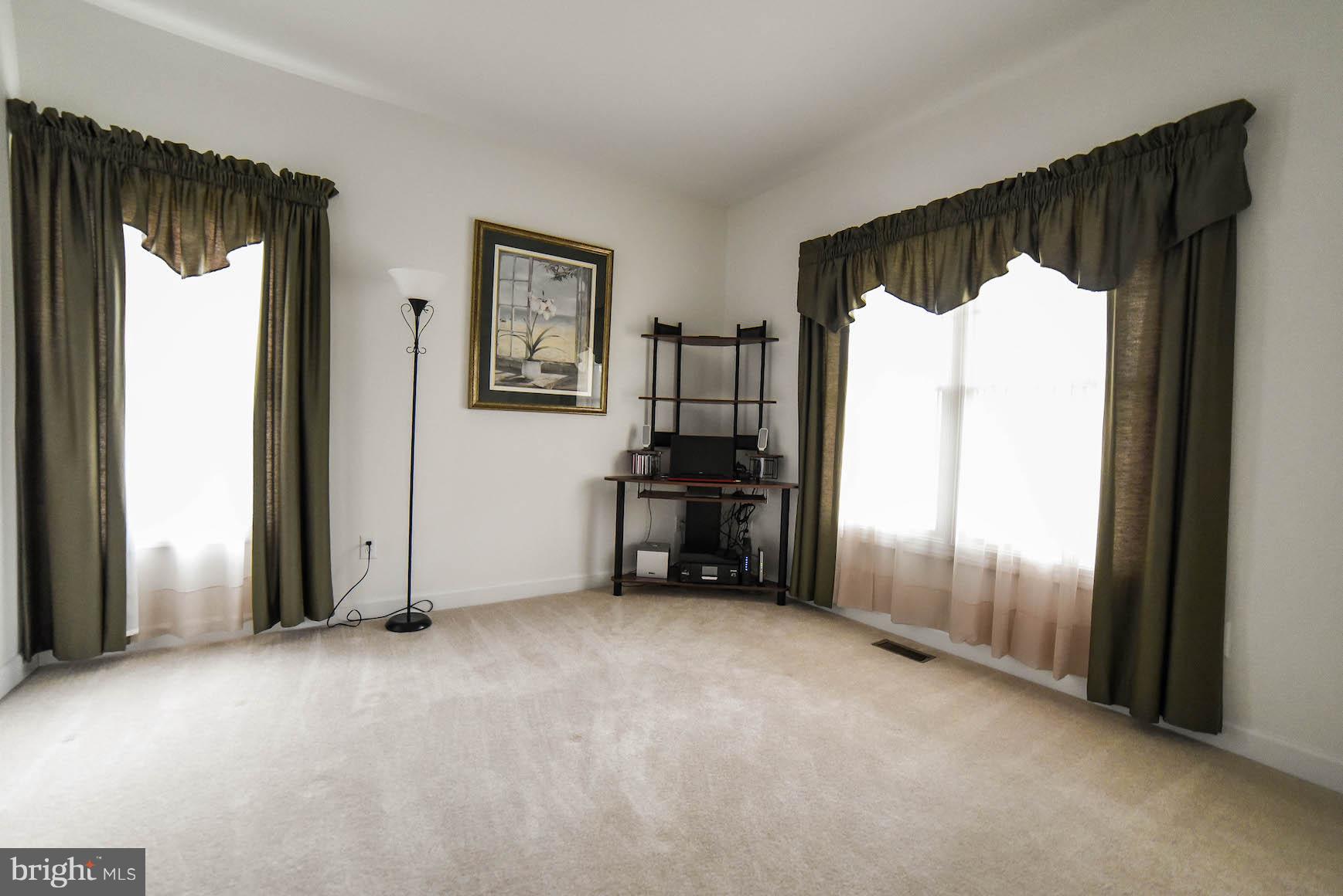 WILLOWBROOK - Residential